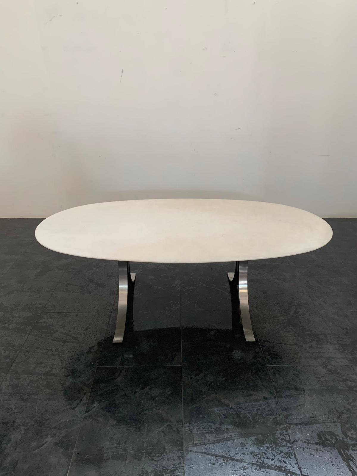 italien Table ovale d'Osvaldo Borsani et Eugenio Gerli, 1960 en vente