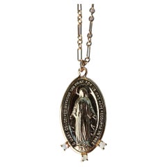 J Dauphin Collier de médailles ovales en or plaqué avec chaîne en opale de la Vierge Marie