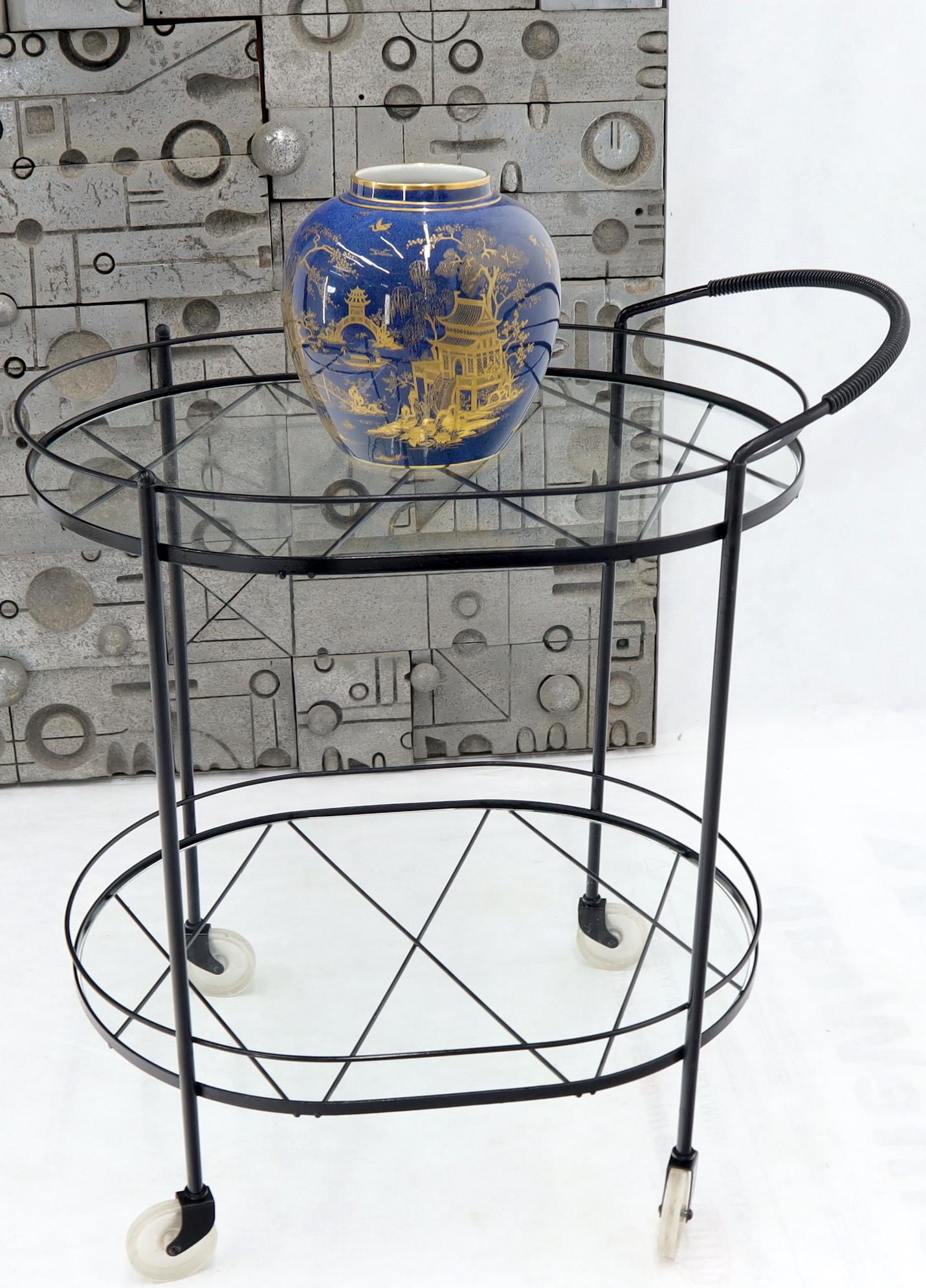 Verre Oval Mid-Century Modern Black Lacquer Serving Bar Tea Cart en vente