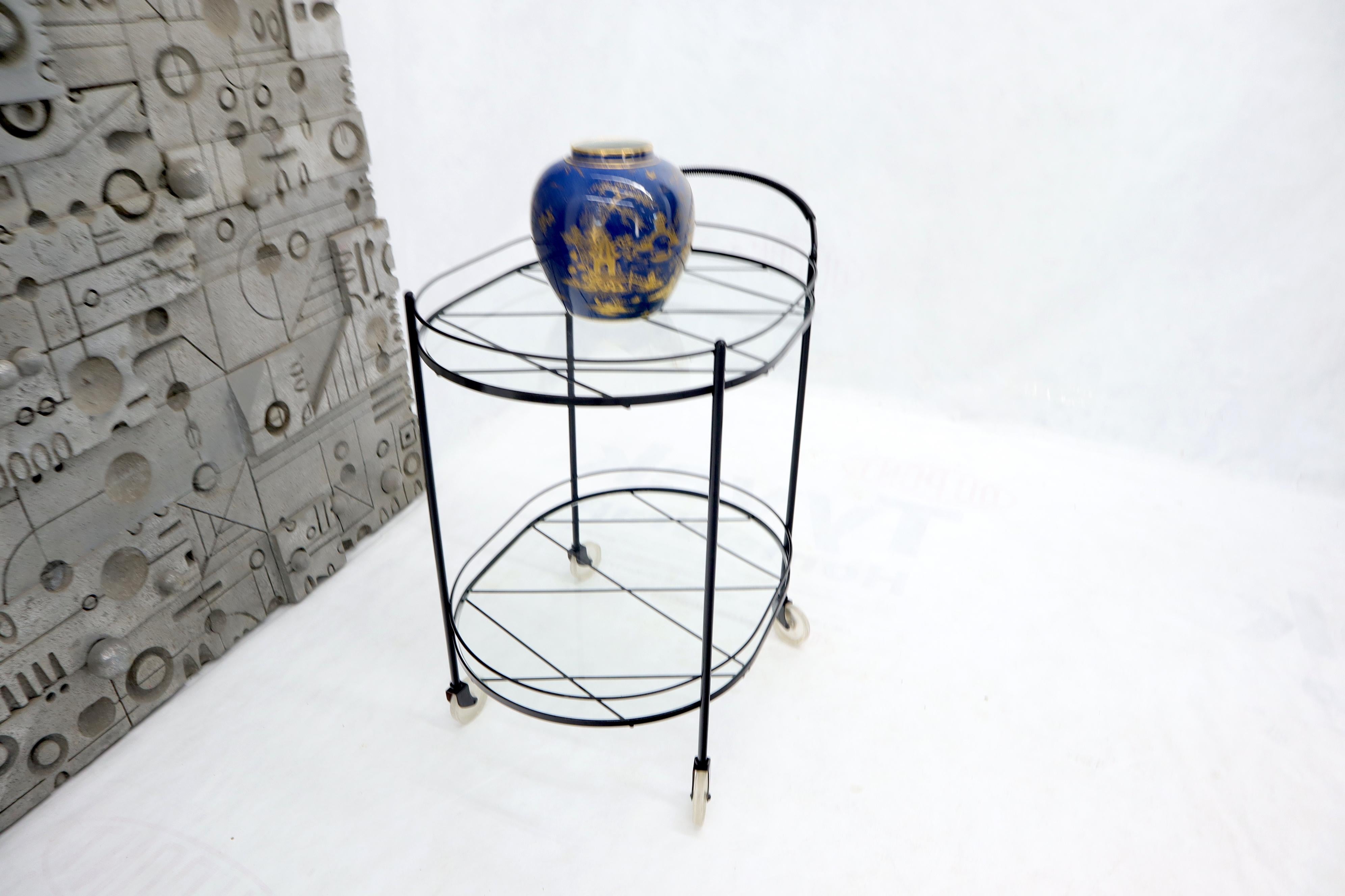 Oval Mid-Century Modern Black Lacquer Serving Bar Tea Cart en vente 1