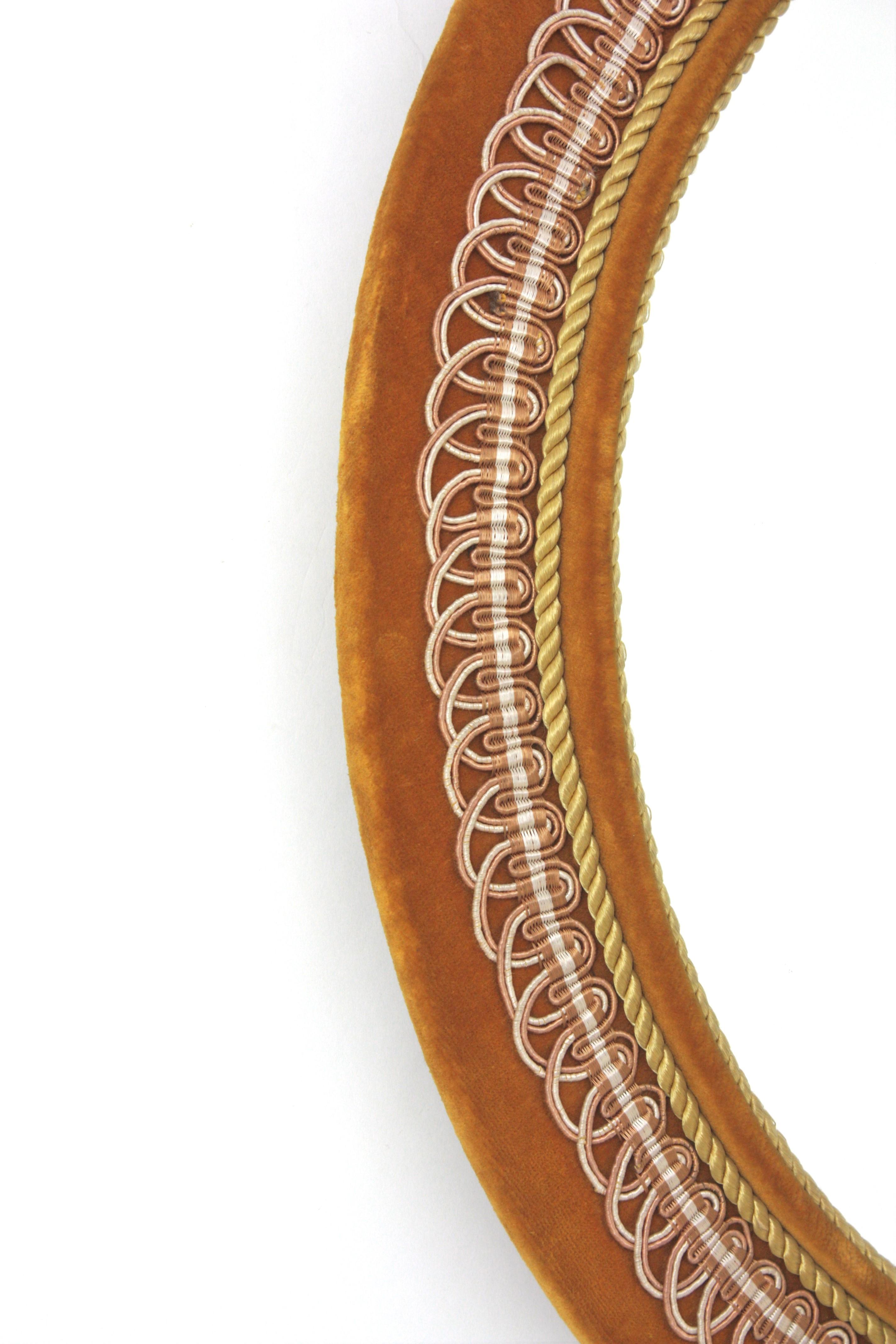 Oval Mirror in Ochre Velvet and Trimming, Spain 1950 In Good Condition For Sale In Barcelona, ES