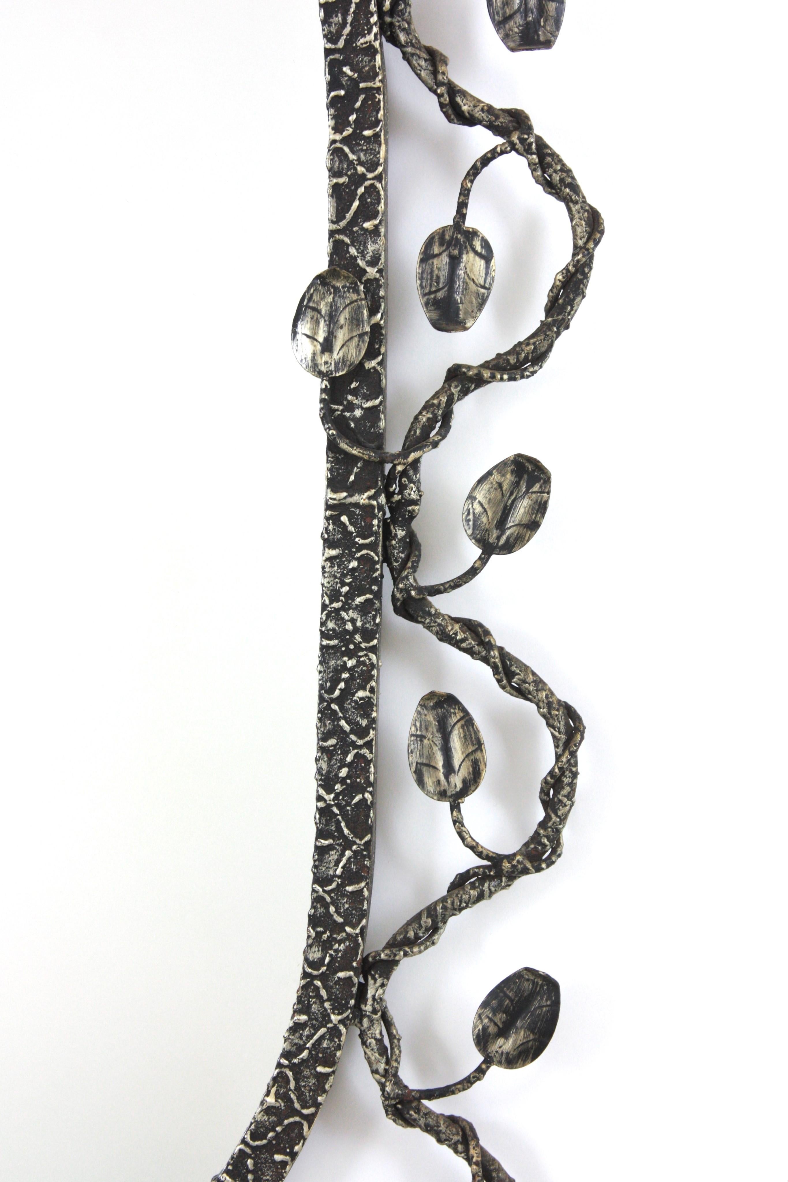 Oval Mirror in Silver Patinated Iron with Foliage Floral Motifs, 1950s For Sale 1