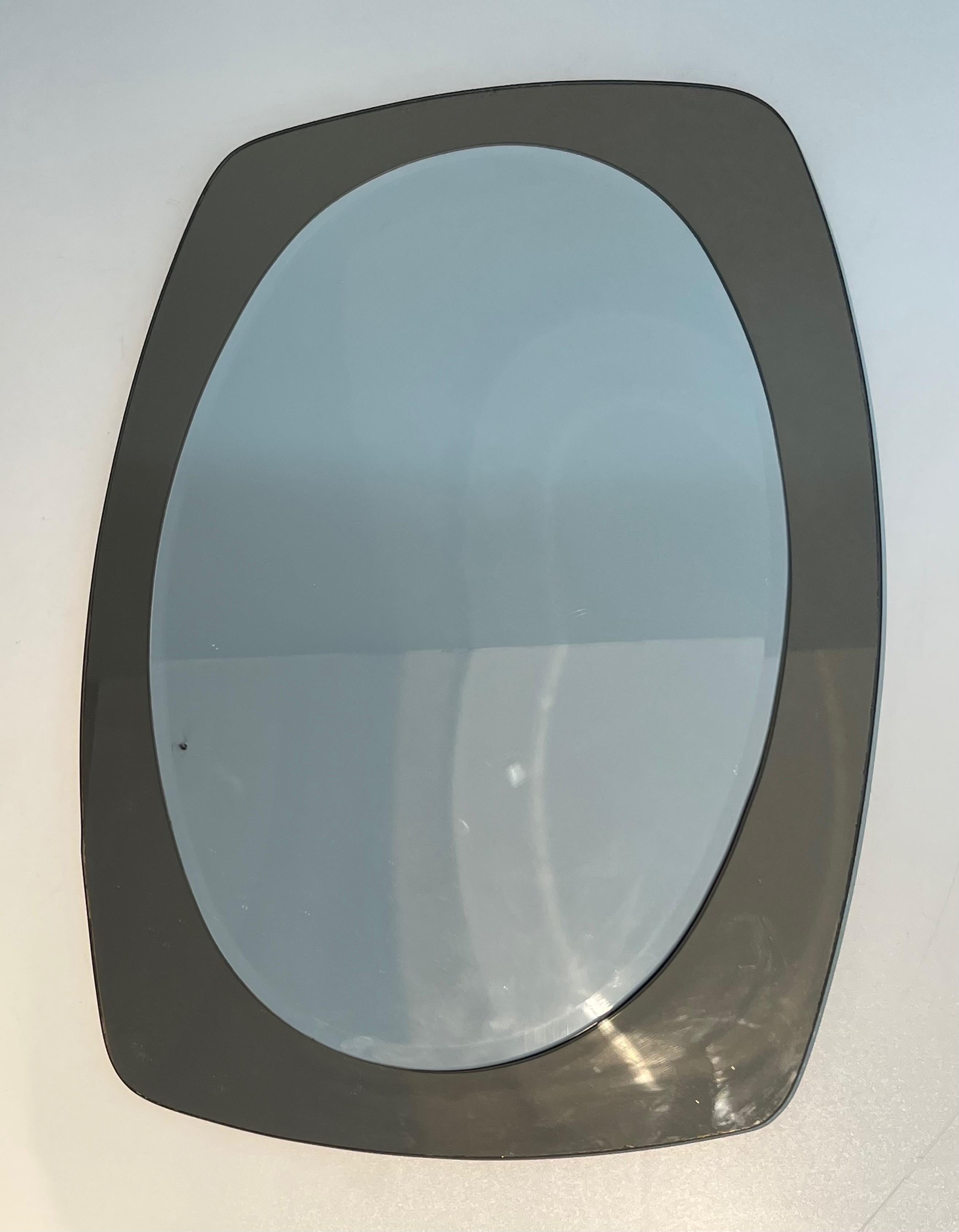 Oval mirror. Italian work by Cristal Art. Circa 1970 For Sale 3