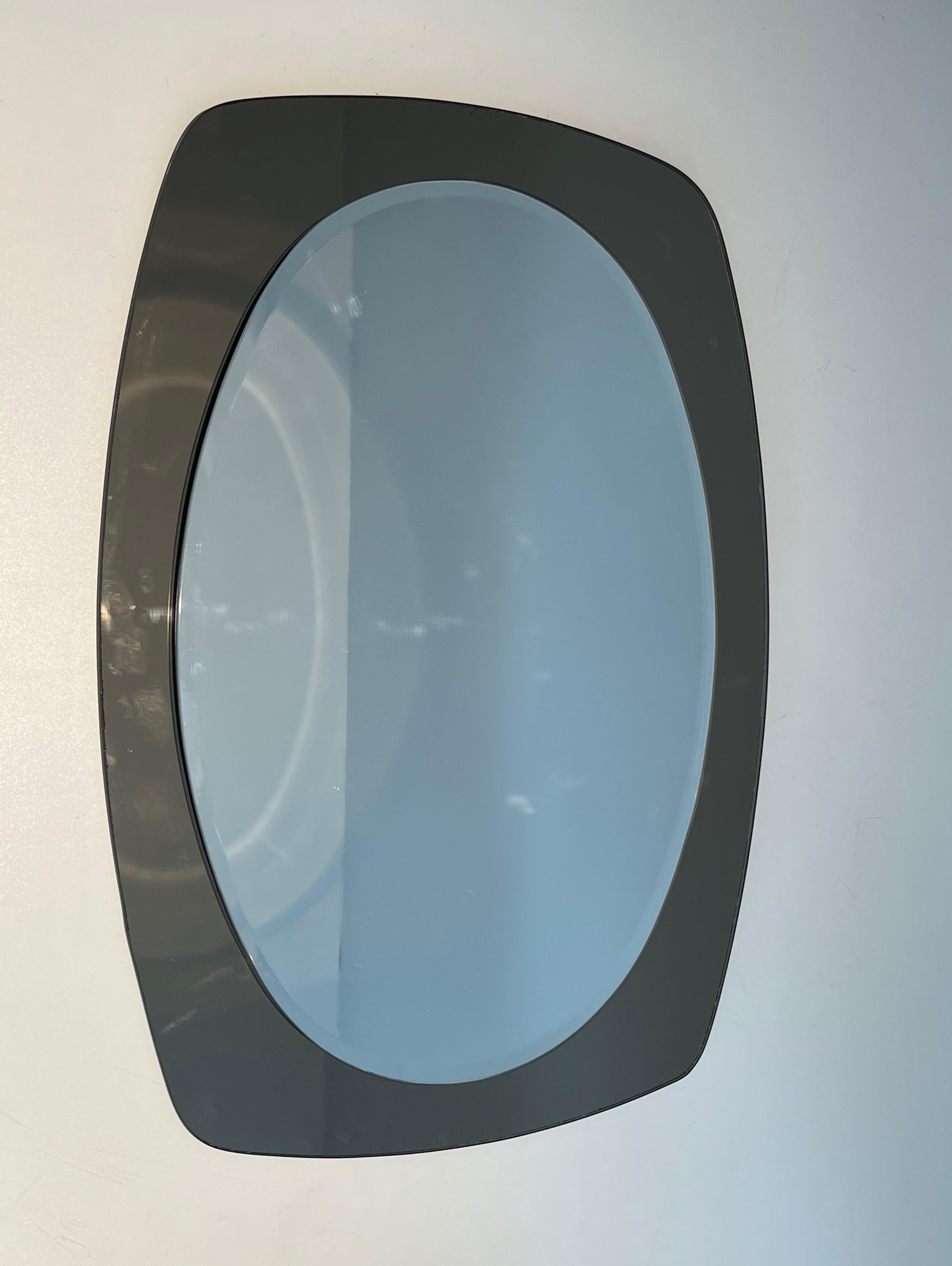Oval mirror. Italian work by Cristal Art. Circa 1970 For Sale 2