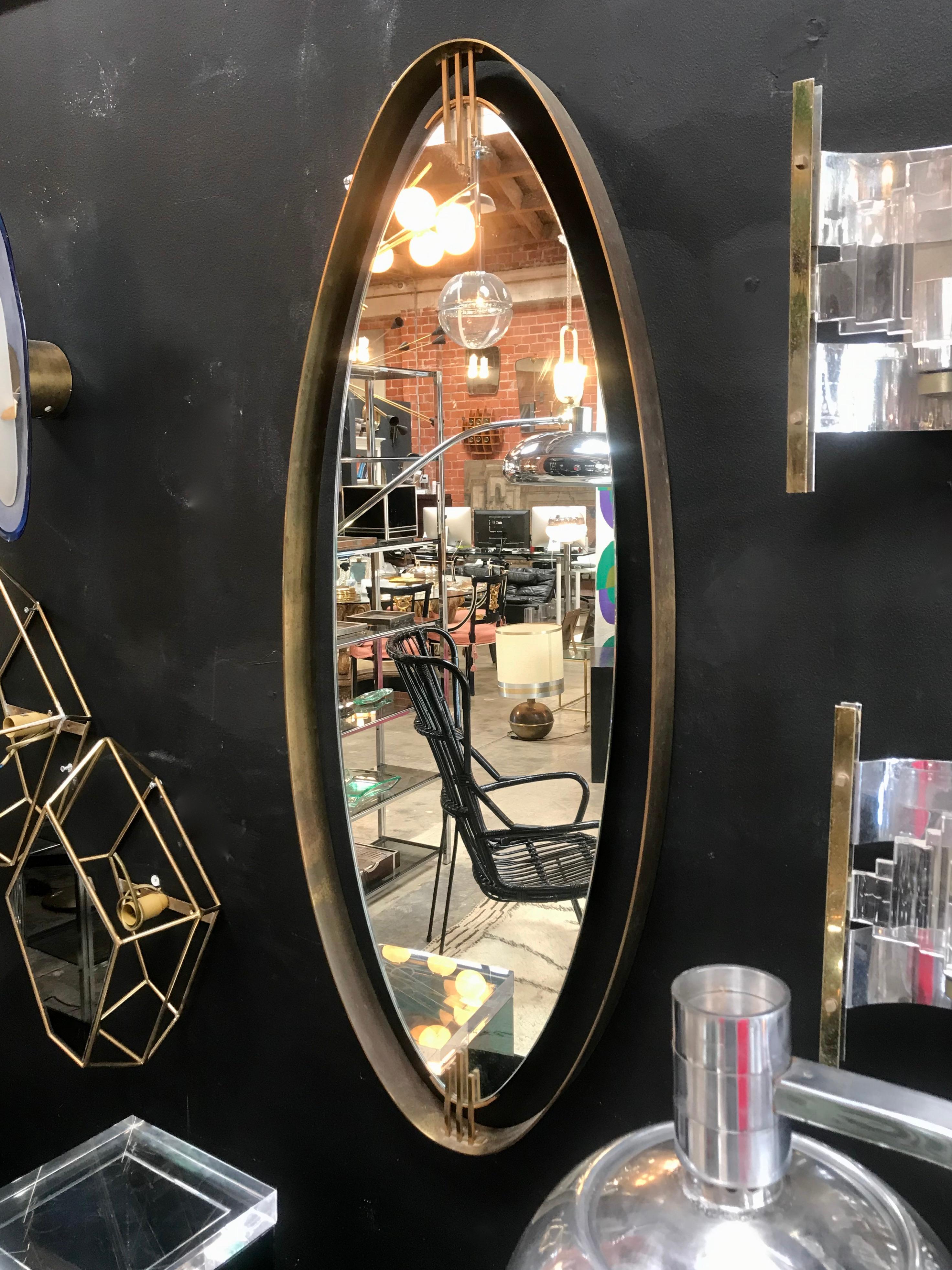 Modern Oval Wall Mirror with Iron Floating Style Frame, Italy, 1970s For Sale