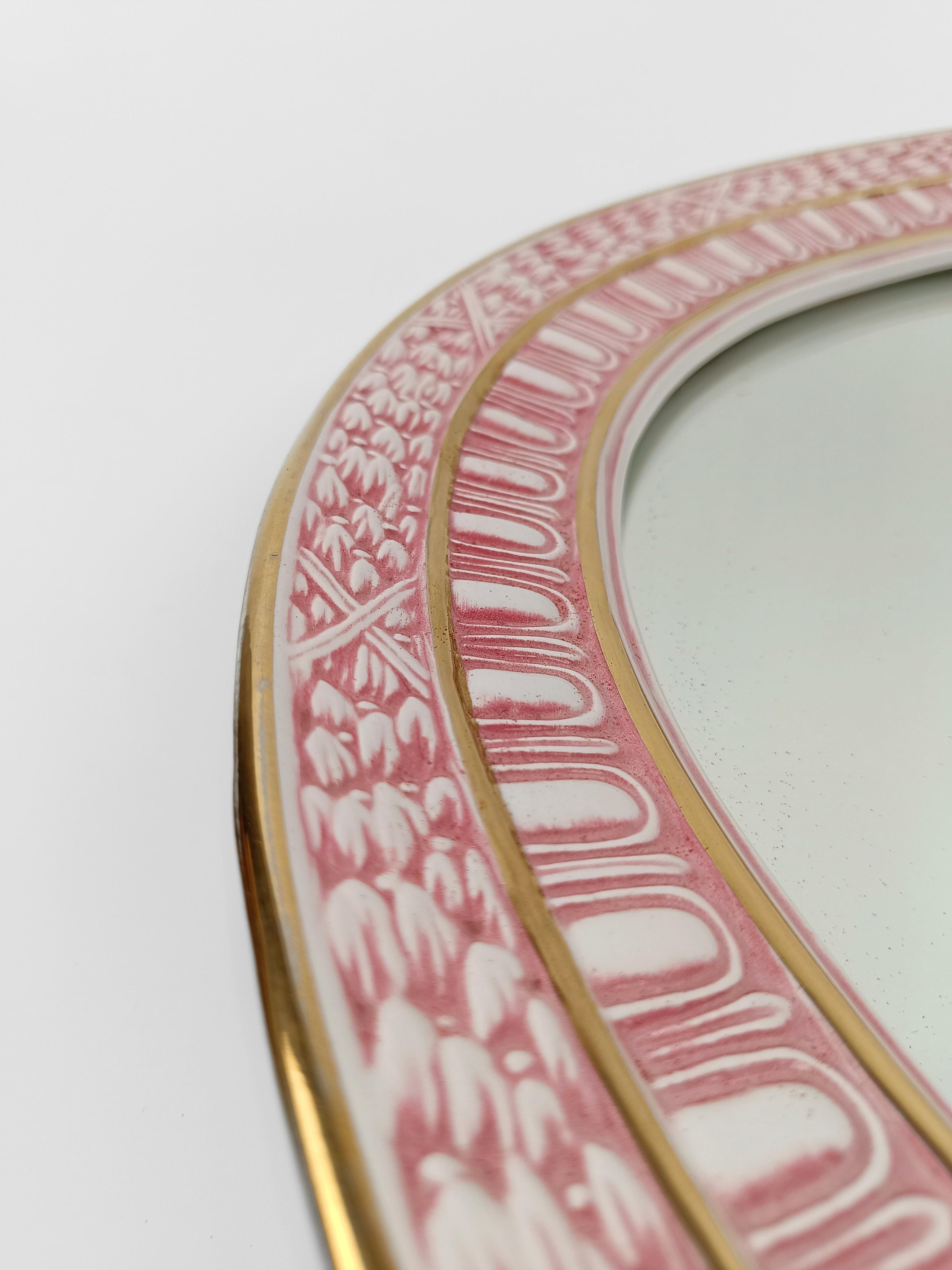 Oval Mirror with Regency Decoration in the style of P. Fornasetti, Italy 1950s In Good Condition In Roma, IT