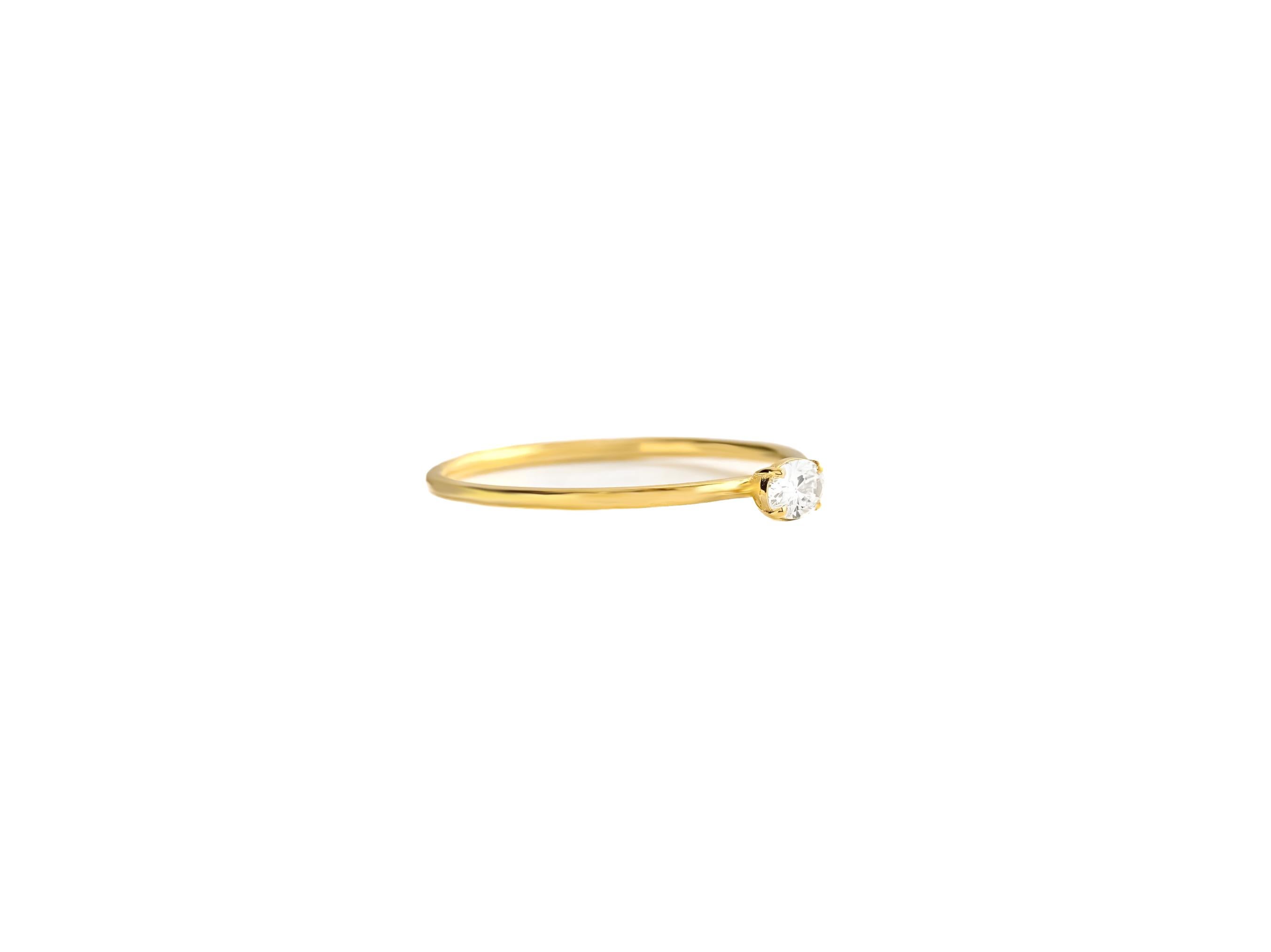 For Sale:  Oval moissanite 14k gold ring. 4