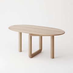 Table de salle à manger ovale de 71 pouces avec base sculpturale, personnalisable