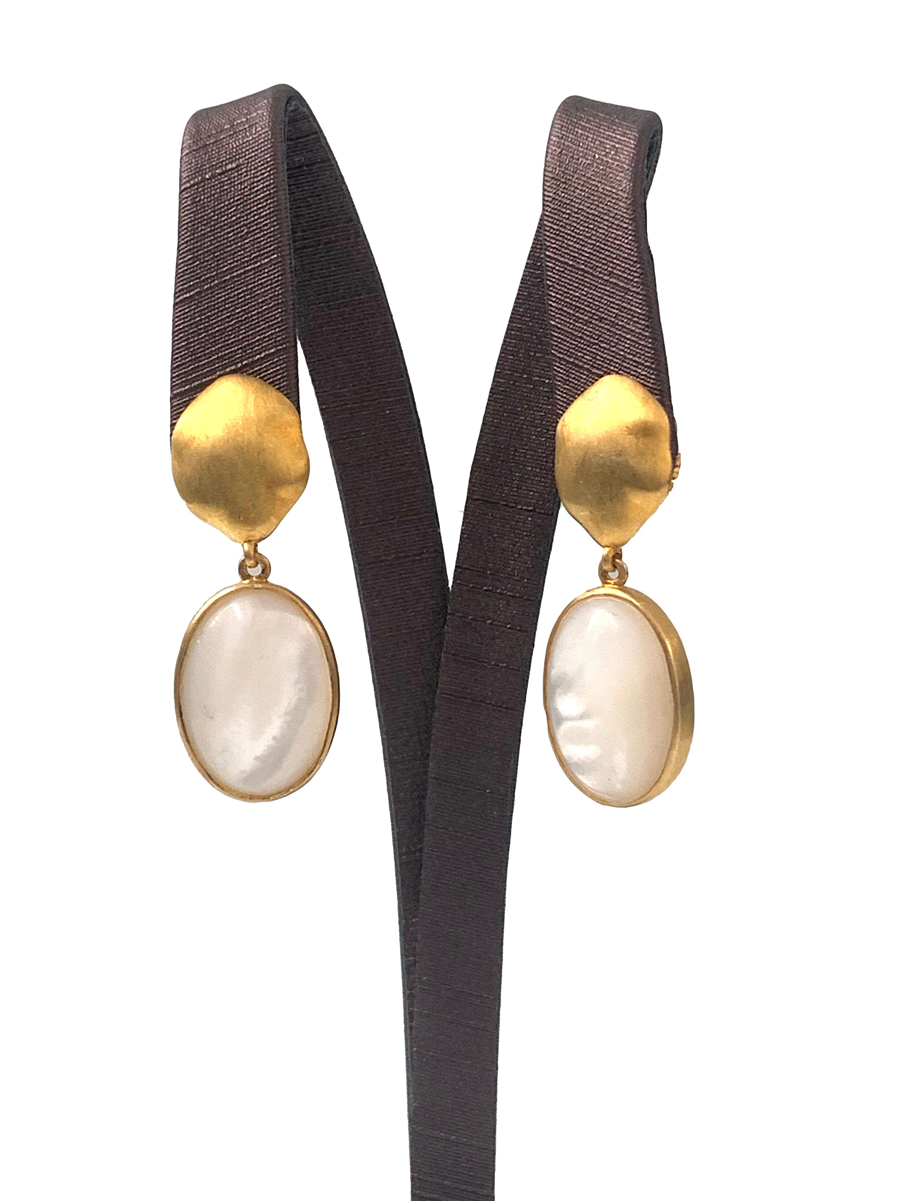 Women's Oval Mother of Pearl Vermeil Drop Earrings