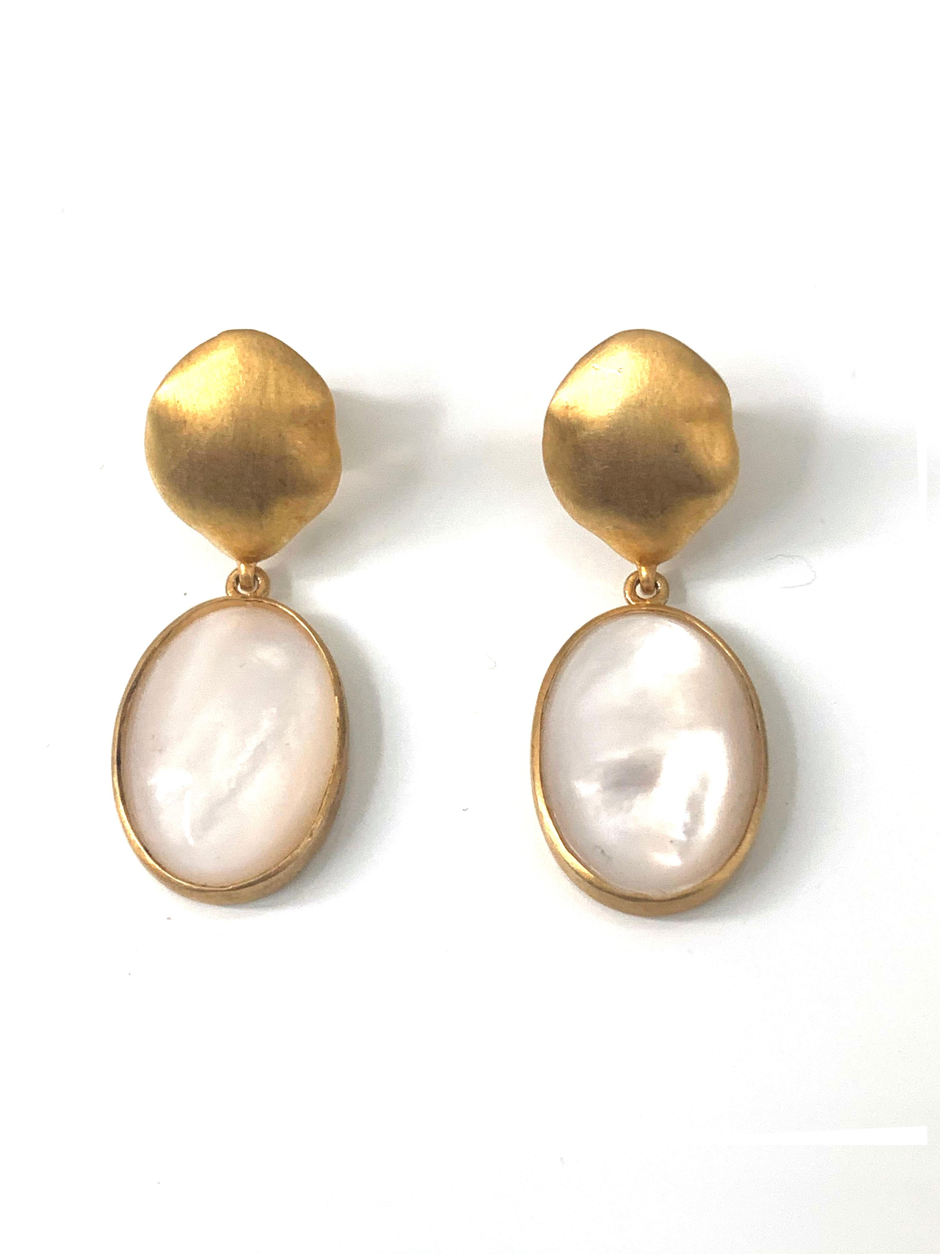 Oval Mother of Pearl Vermeil Drop Earrings In New Condition In Los Angeles, CA