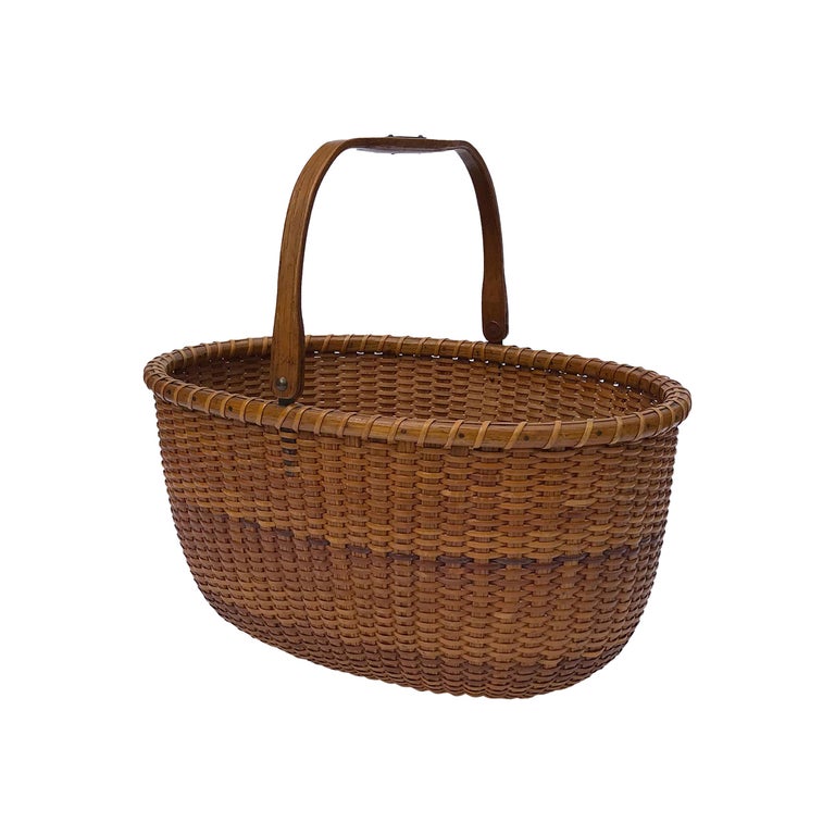 Oval Nantucket Lightship Basket For Sale at 1stDibs