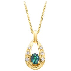 Oval Natural Color Changing Alexandrite Diamond Pendant