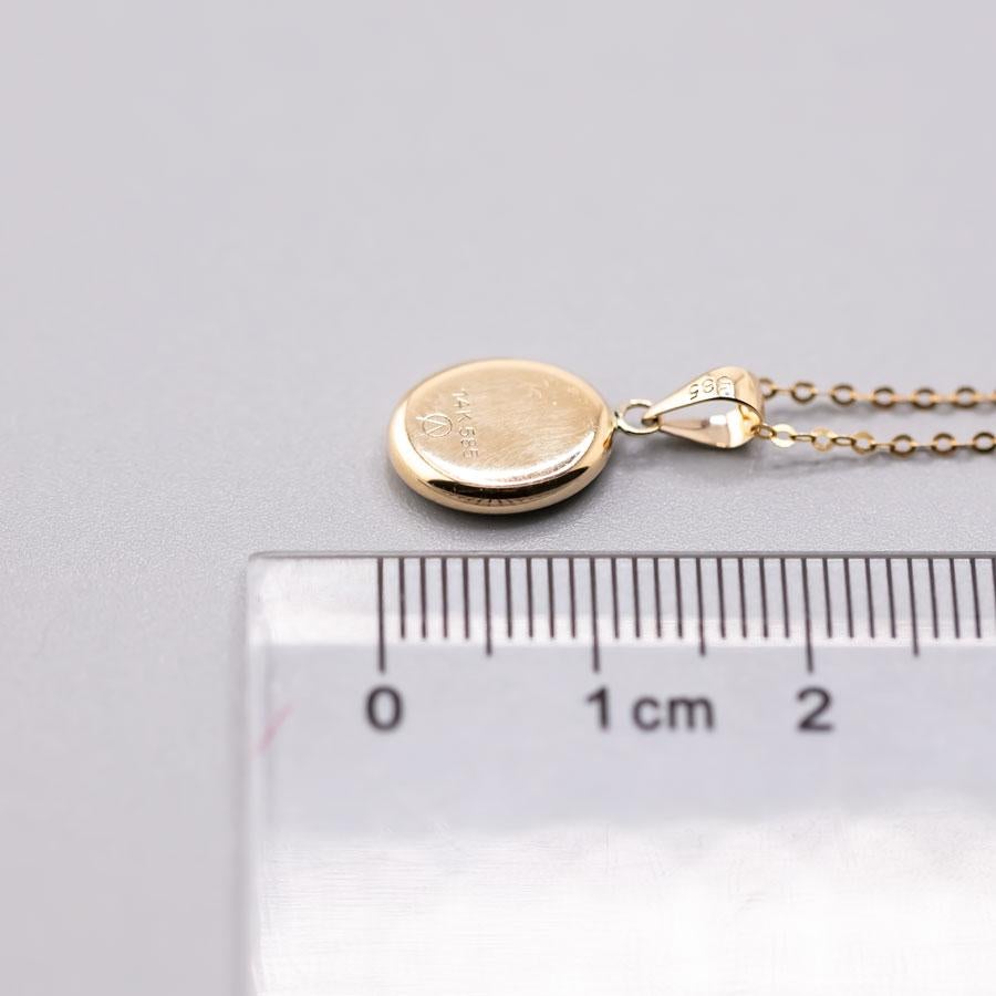 Women's or Men's Oval Natural Doublet Opal Pendant Necklace 14k Yellow Gold For Sale