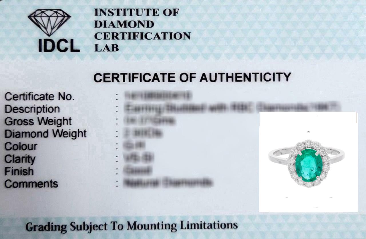Women's Oval Natural Emerald Gemstone Ring Round Diamond 18 Karat White Gold Jewelry For Sale