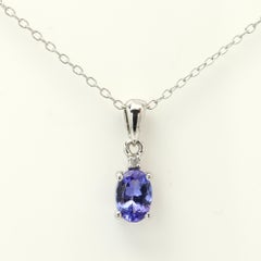 Oval Natural Tanzanite in 14 karat White Gold Purple Tanzanite Pendant
