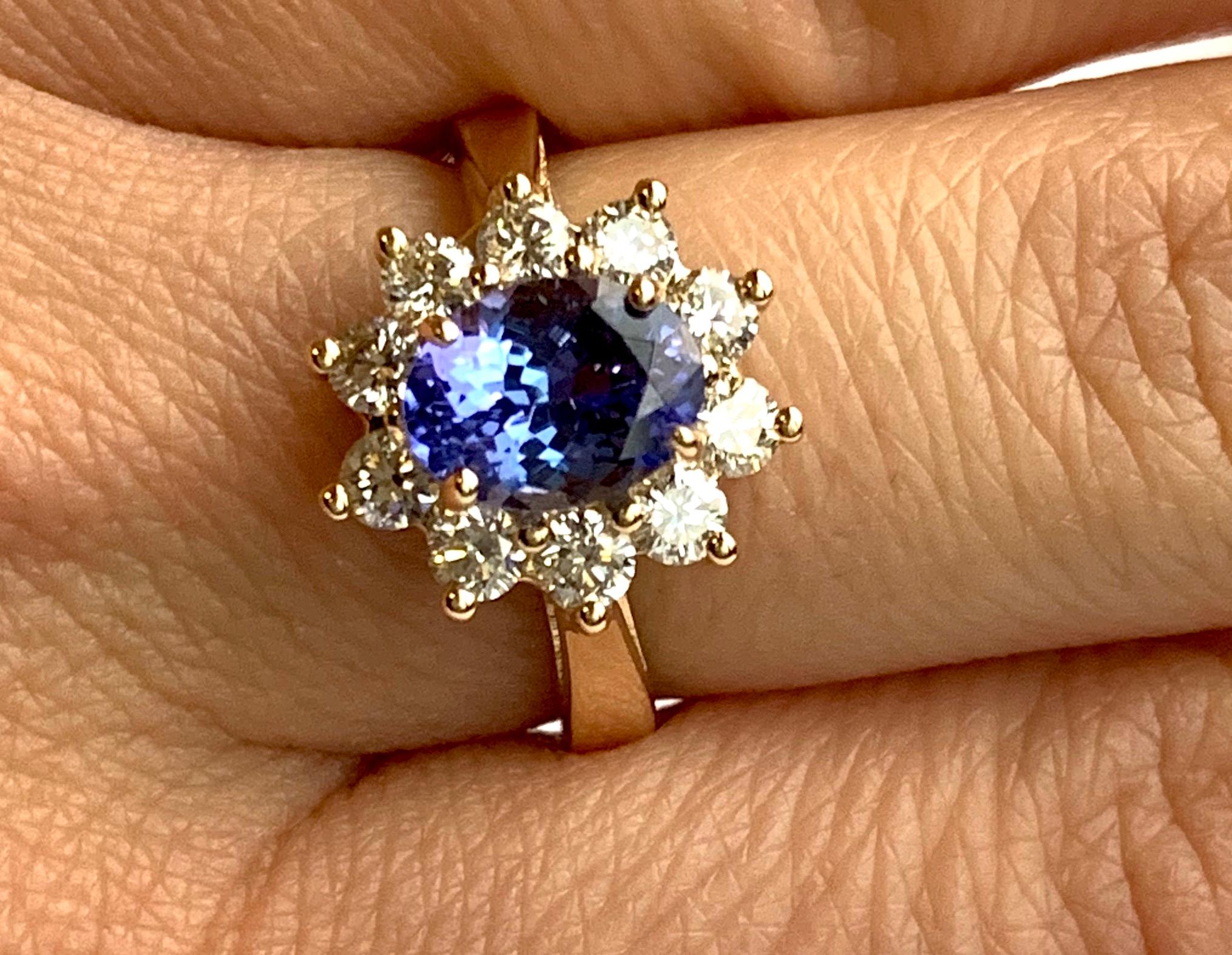 Oval Cut Oval Natural Tanzanite White Diamond Halo Engagement Ring 14K Yellow Gold For Sale