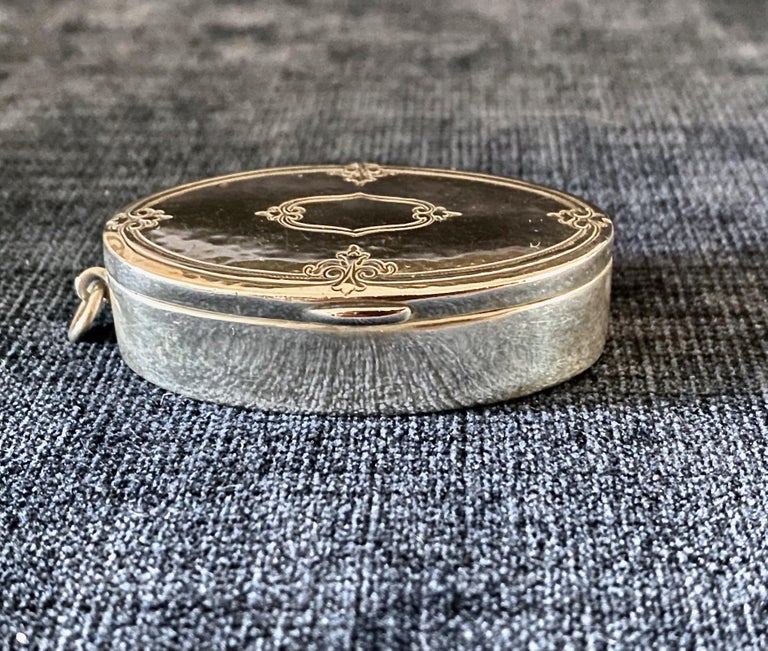 Oval Neoclassical Sterling Silver Snuff Box For Sale at 1stDibs
