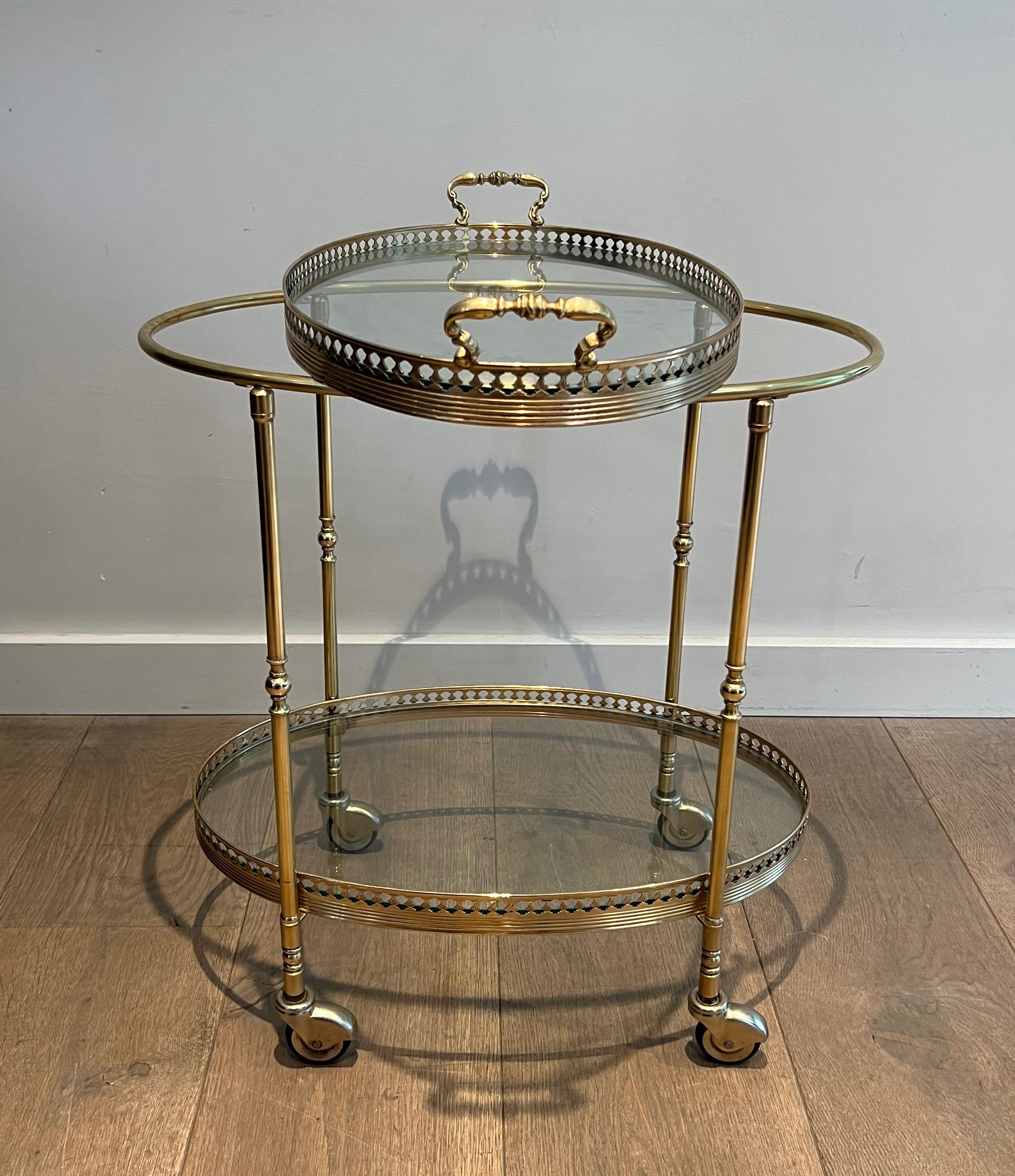 Oval Neoclassical Style Brass Bar Cart Attributed to Maison Jansen In Good Condition In Marcq-en-Barœul, Hauts-de-France