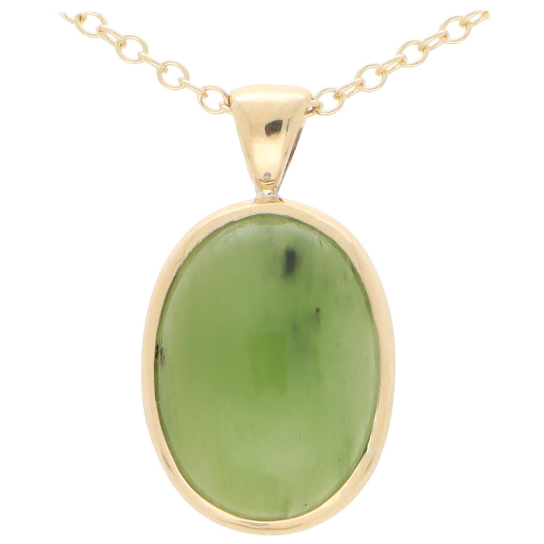 Oval Nephrite Pendant Necklace Set in 9k Yellow Gold