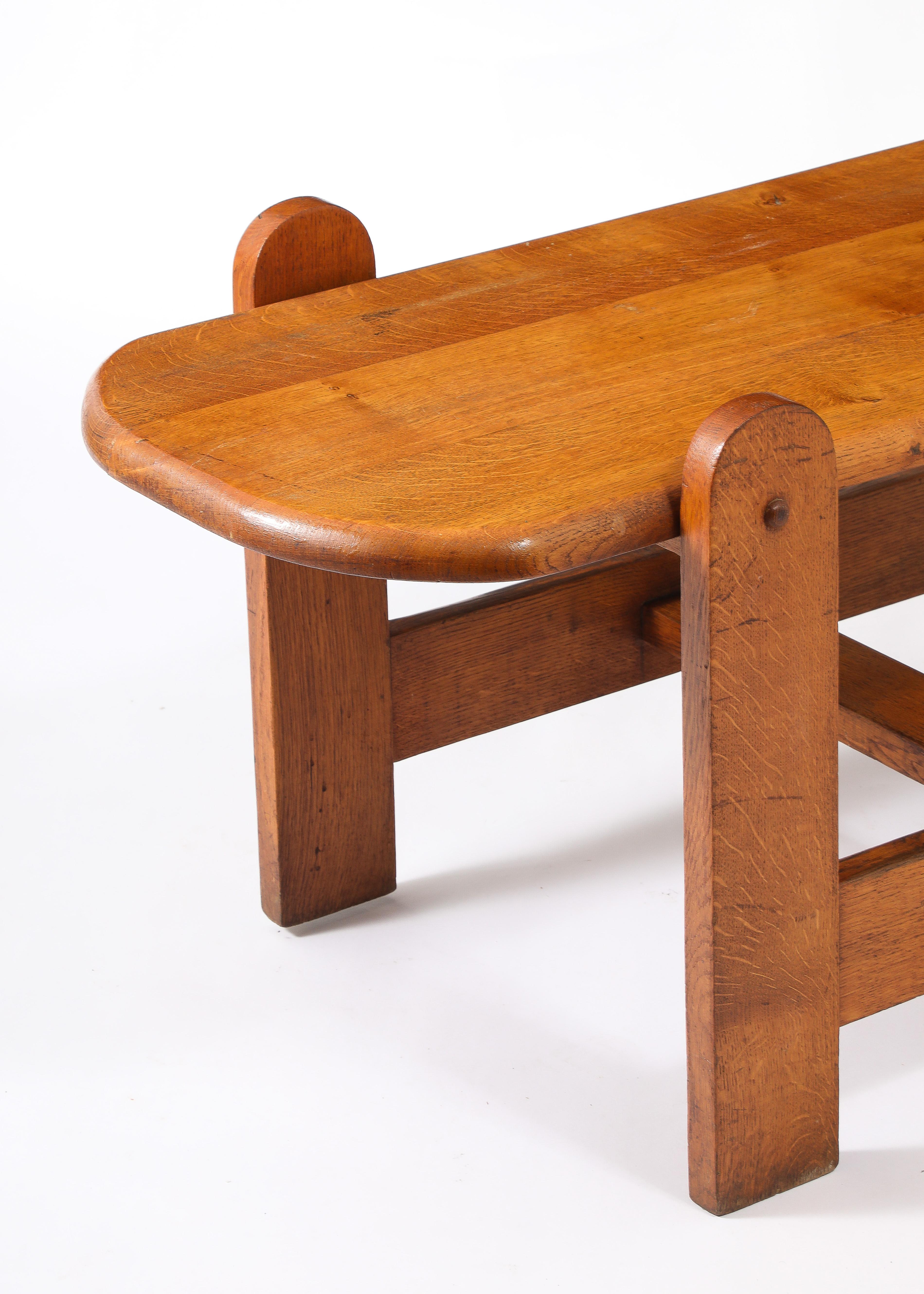Table basse ovale, France, années 1950 en vente 1