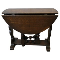 Oval Oak Gate Leg Couchtisch oder Beistelltisch  Dies ist ein gutes und robustes Stück