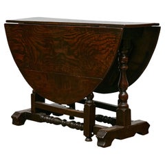 Antique Oval Oak Gateleg Table with Turned Legs, England, 19th Century