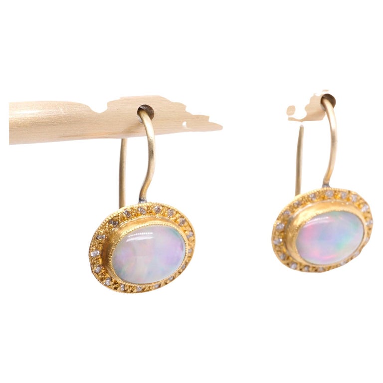 Ovale Drop Earrings Gold