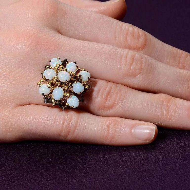 Oval Opal Cocktail Ring In Good Condition For Sale In Solvang, CA
