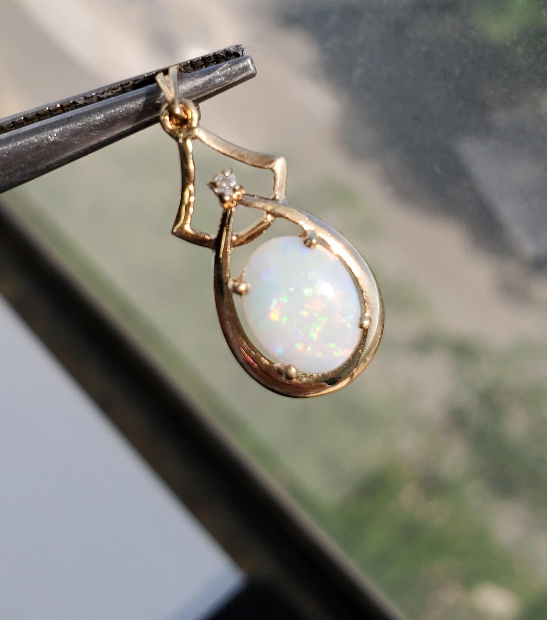 Oval Cut Oval Opal Necklace with Diamond Accent 14k Yellow Gold For Sale