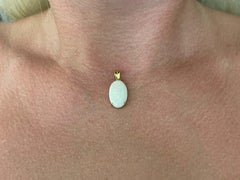 Oval Opal Pendant 18k Yellow Gold
