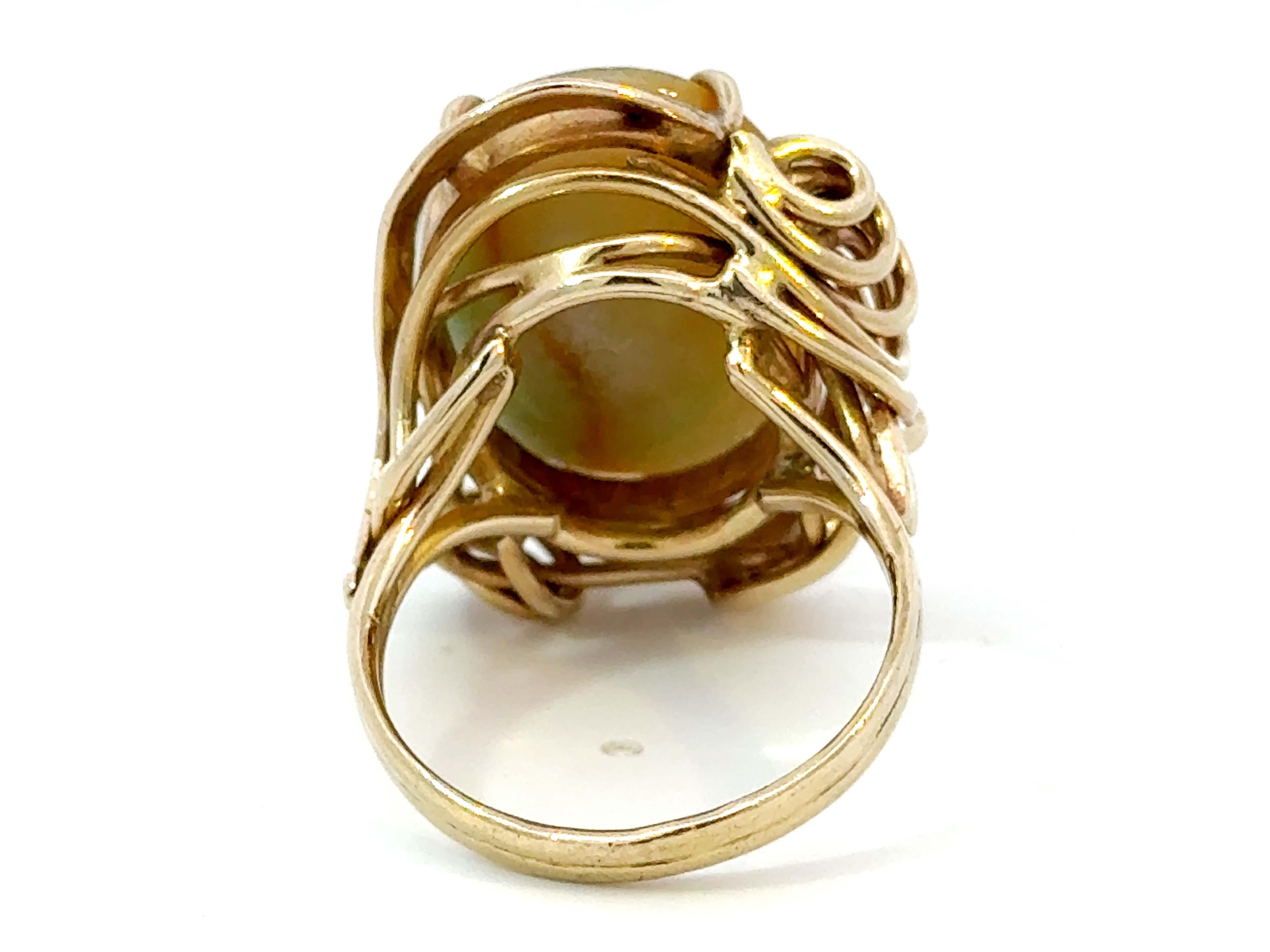 Oval Pale Green and Brown Jade Ring 14k Yellow Gold For Sale 1