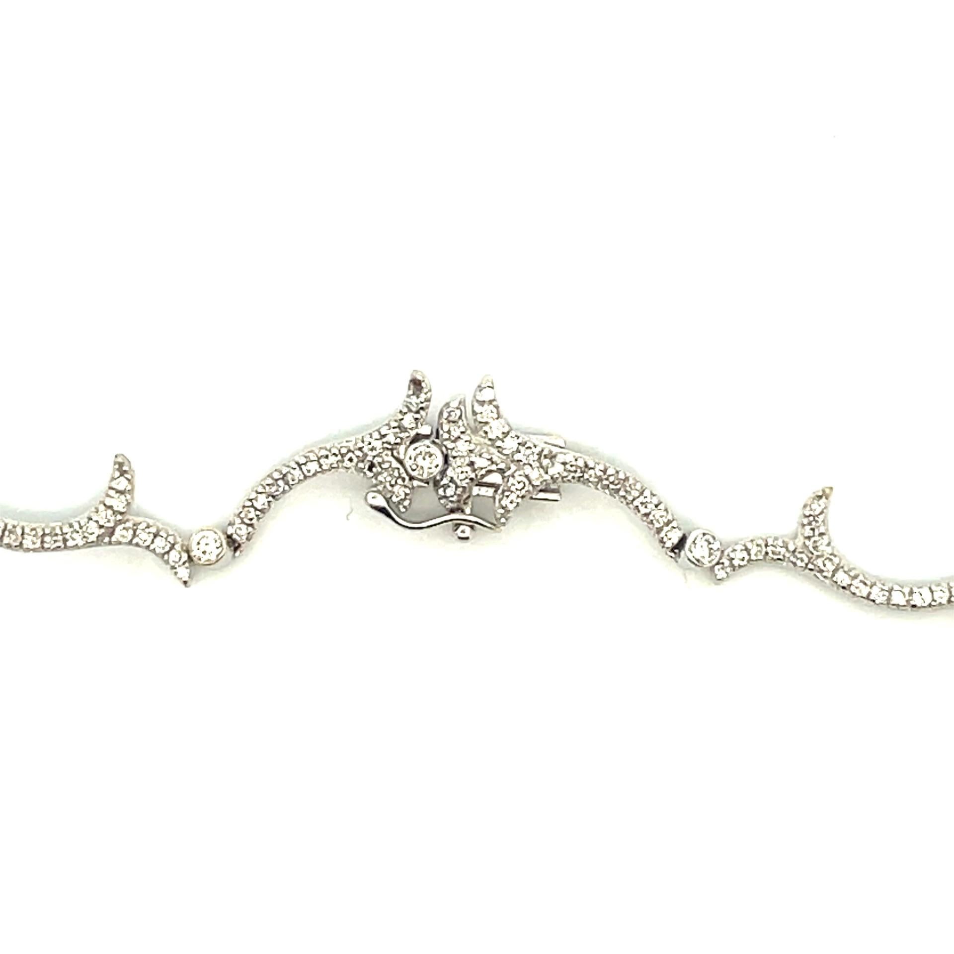 Oval & Pear Shape Blue Sapphire & Diamond Necklace in 18Kt White Gold For Sale 1