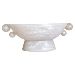 Bol ovale sur piédestal, blanc et perle de Paola Valle