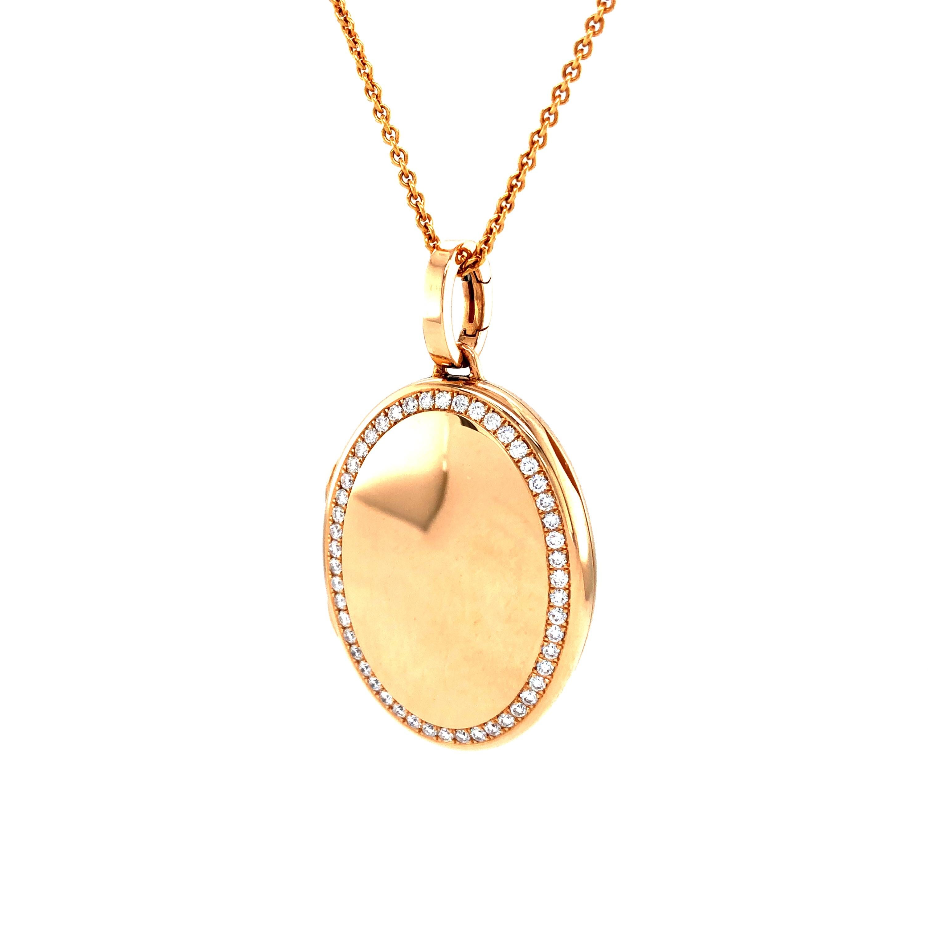 Brilliant Cut Oval Polished Pendant Locket Necklace - 18k Rose Gold - 50 Diamonds 0.61 ct H VS For Sale