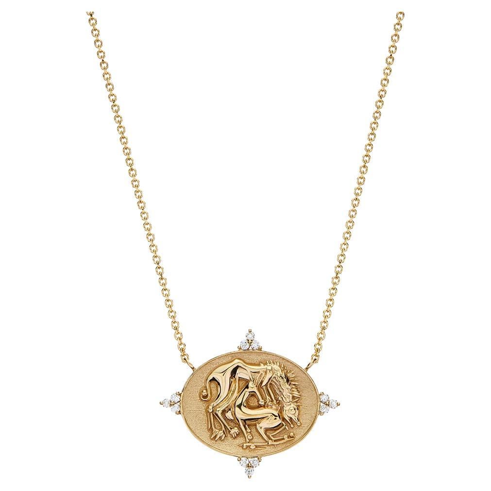 Oval Pendant Necklace with Greek Mythology Myth & Diamonds in 18Kt Gold