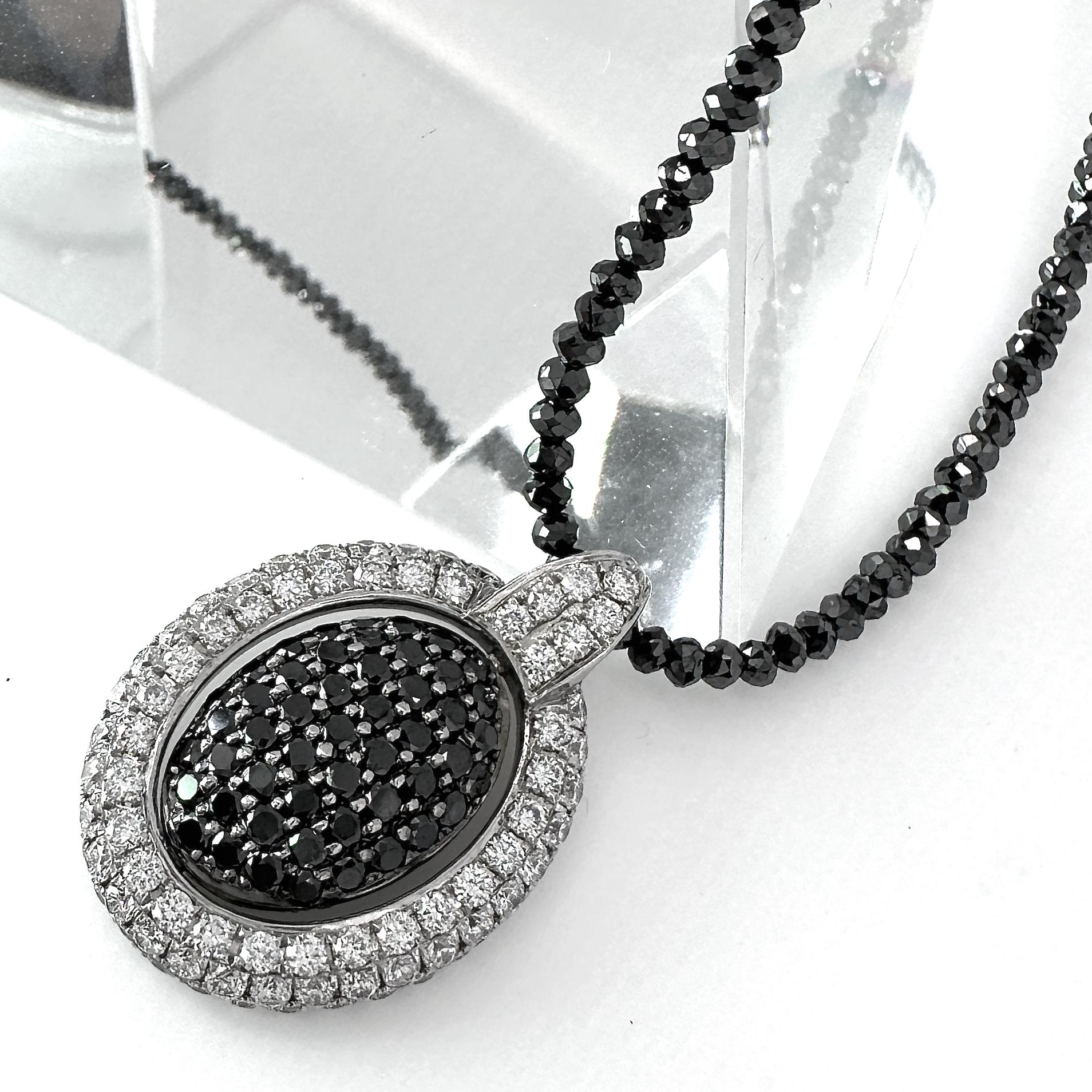 Oval Pendant with Reversible Black & White Diamond Center on Black Diamond Chain For Sale 2