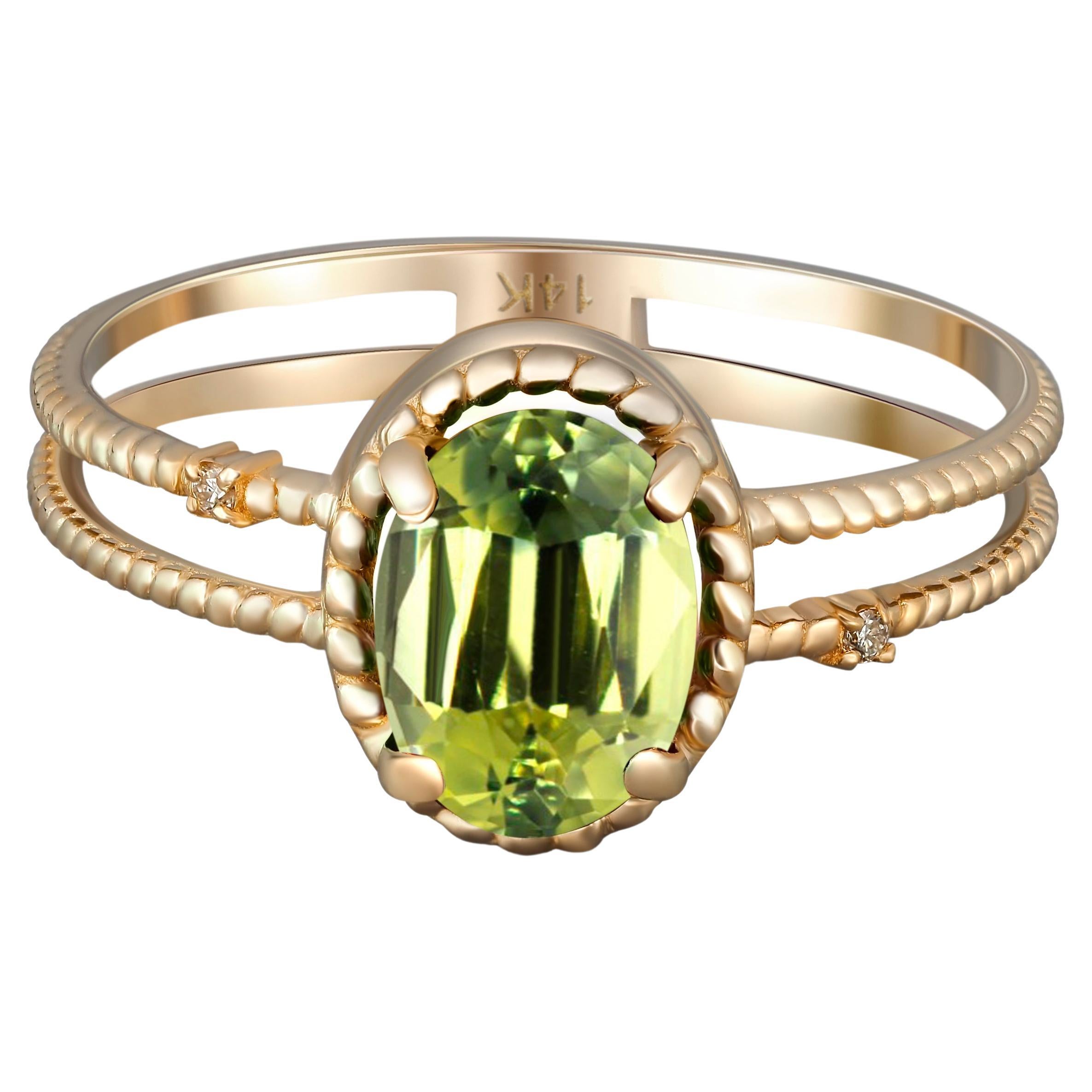 Oval Peridot Ring, 14k Gold Ring with Peridot, Minimalist Peridot Ring For Sale
