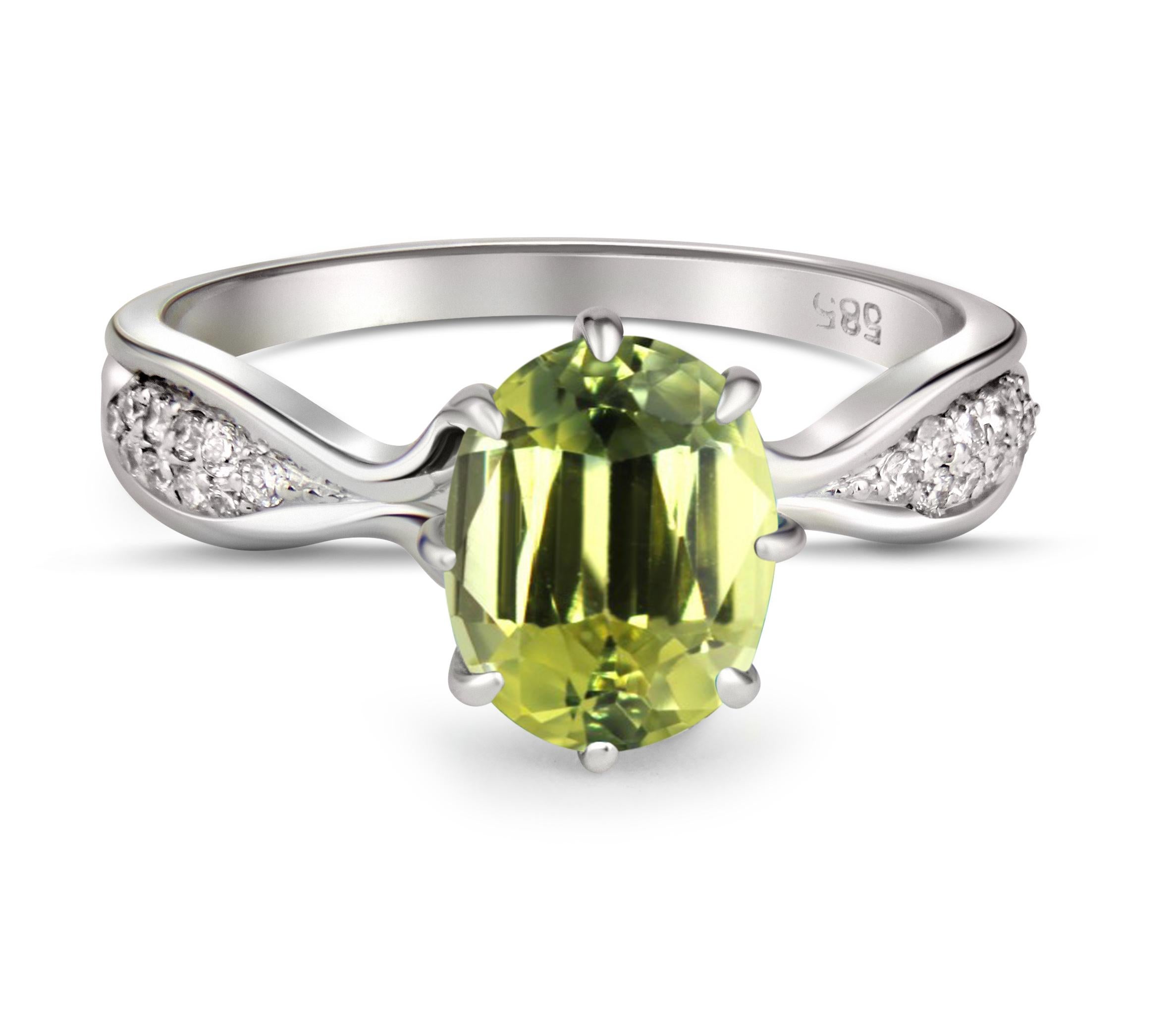 Oval peridot ring. 
14k gold ring with Peridot. Minimalist peridot ring. Peridot engagement ring. Peridot promise ring.
 
Metal: 14k solid gold
Weight: 2.1 g (depends from size).

Main stone - peridot, apple green color, oval cut, 1 ct weight, vs