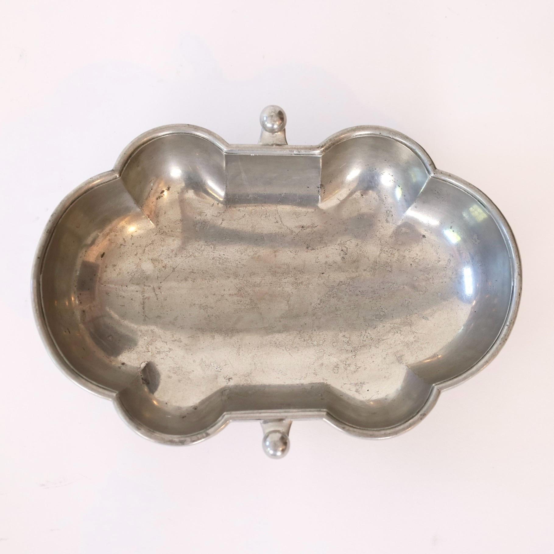 Oval Pewter bowl made by Just Andersen, 1930s, Denmark For Sale 2