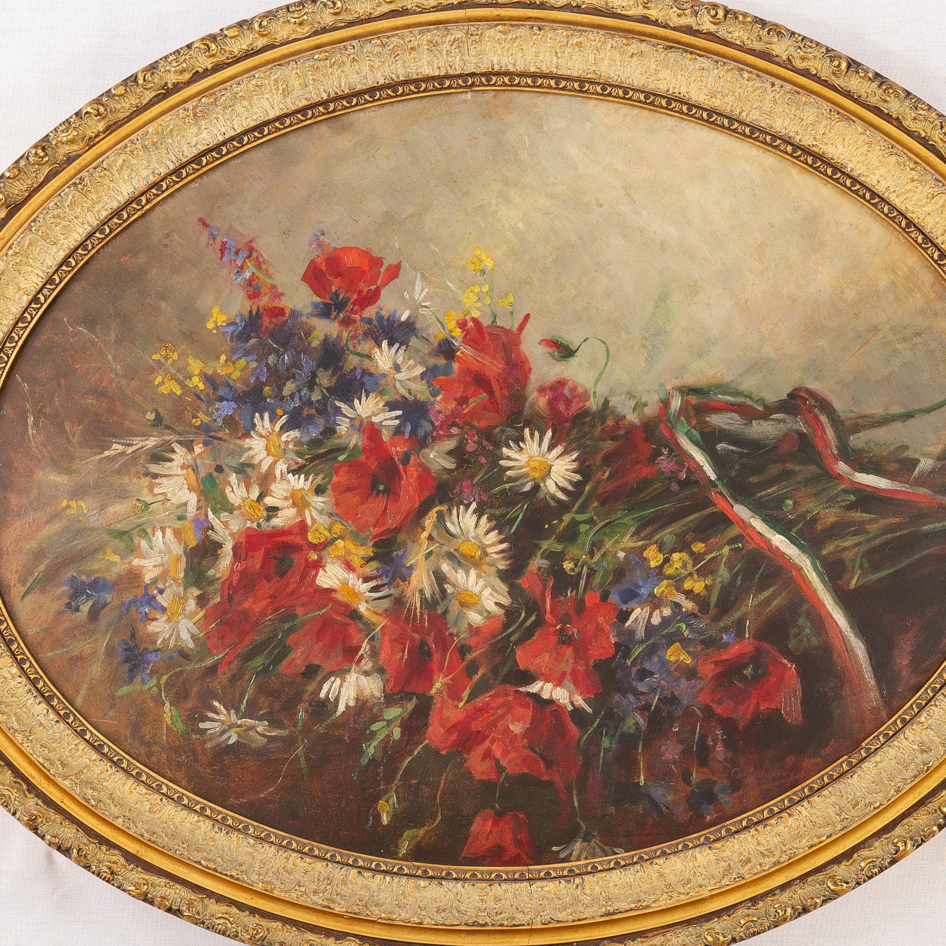 Oil on panel with a bouquet of wildflowers: poppies, cornflowers, daisies, tied by a small tricolor ribbon.
A festive summer in Your home ! with a very good price.
The signature is illegible.