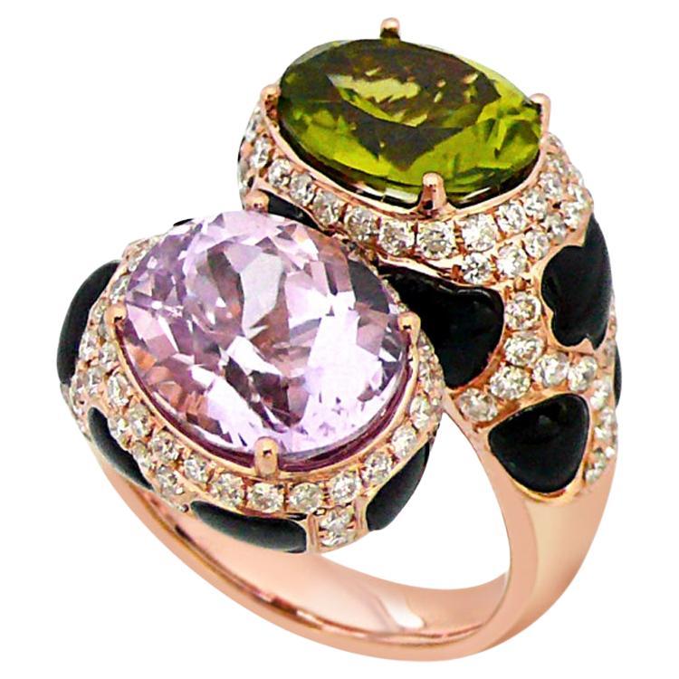 Anello ovale in kunzite rosa, prasiolite verde, onice e diamanti bianchi in oro rosa 18 carati in vendita