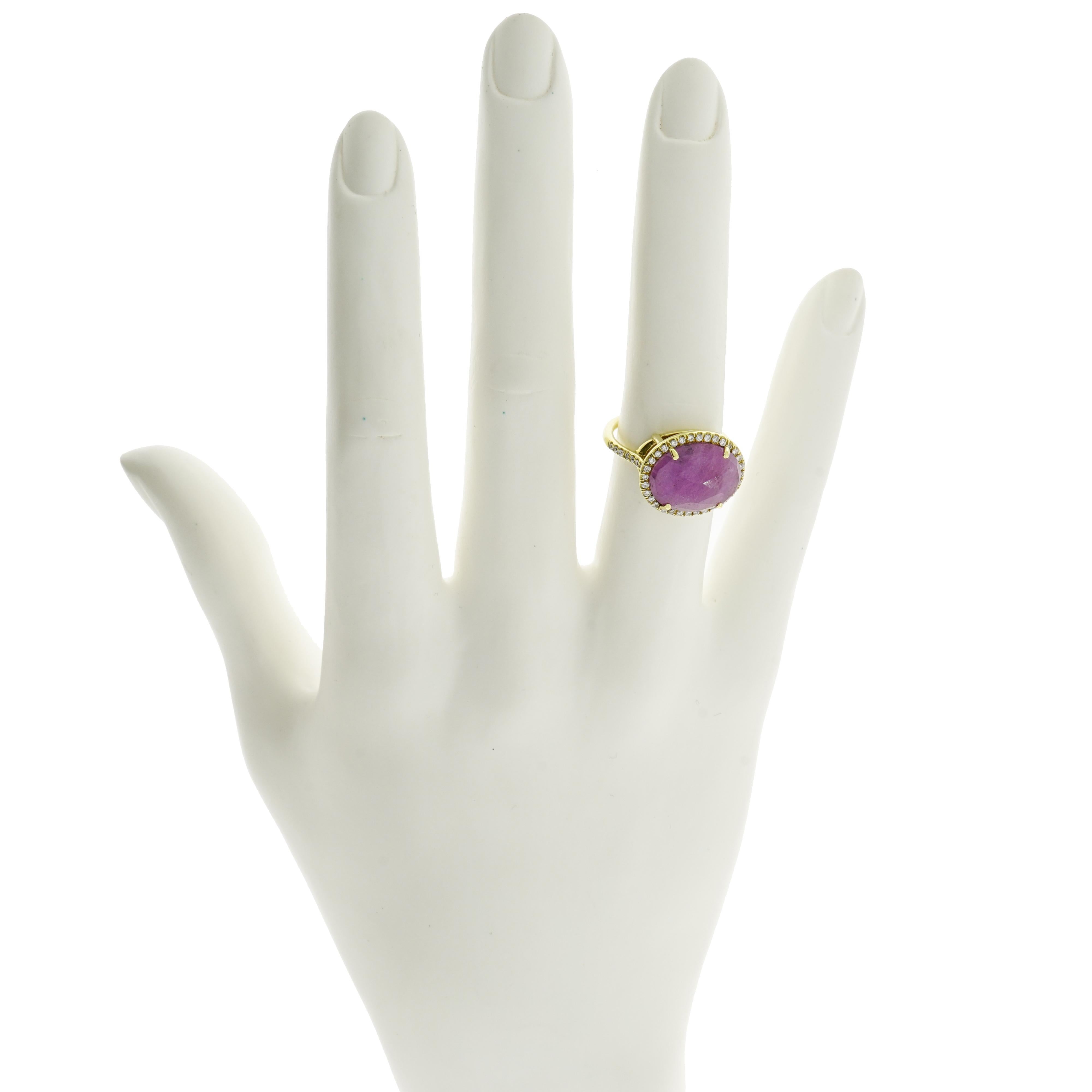 Oval Pink Sapphire and Diamond Yellow Gold Ring In New Condition In Greenwich, CT