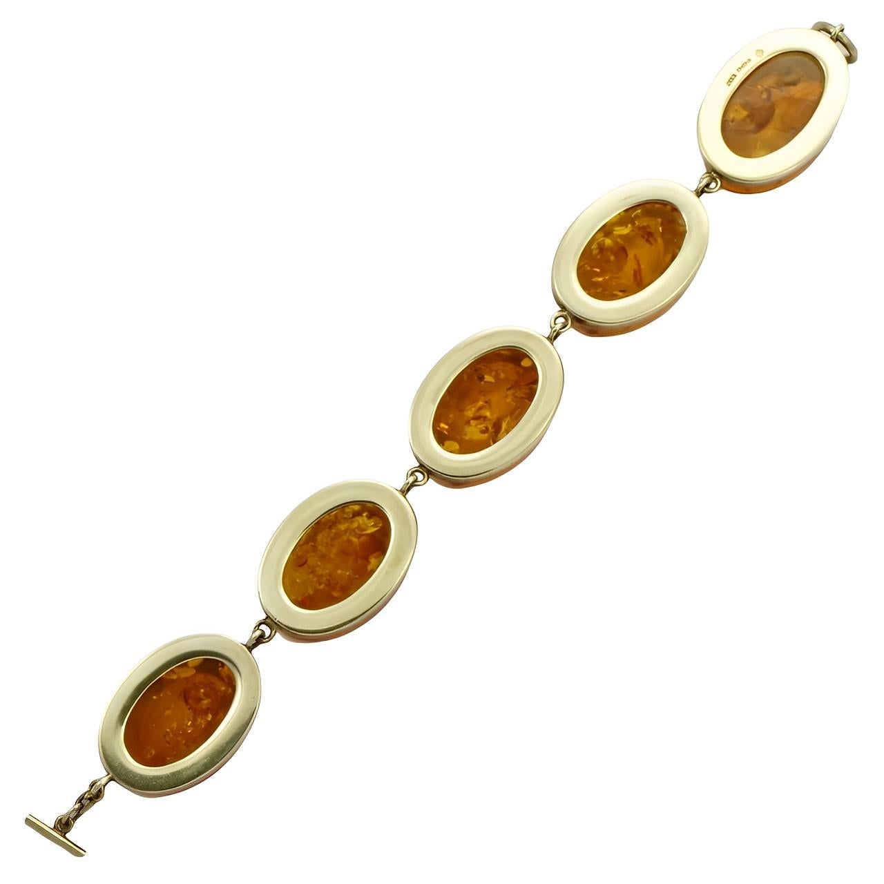 Women's or Men's Oval Polished Amber Link Bracelet Set in Gold Vermeil on Sterling Silver Links For Sale