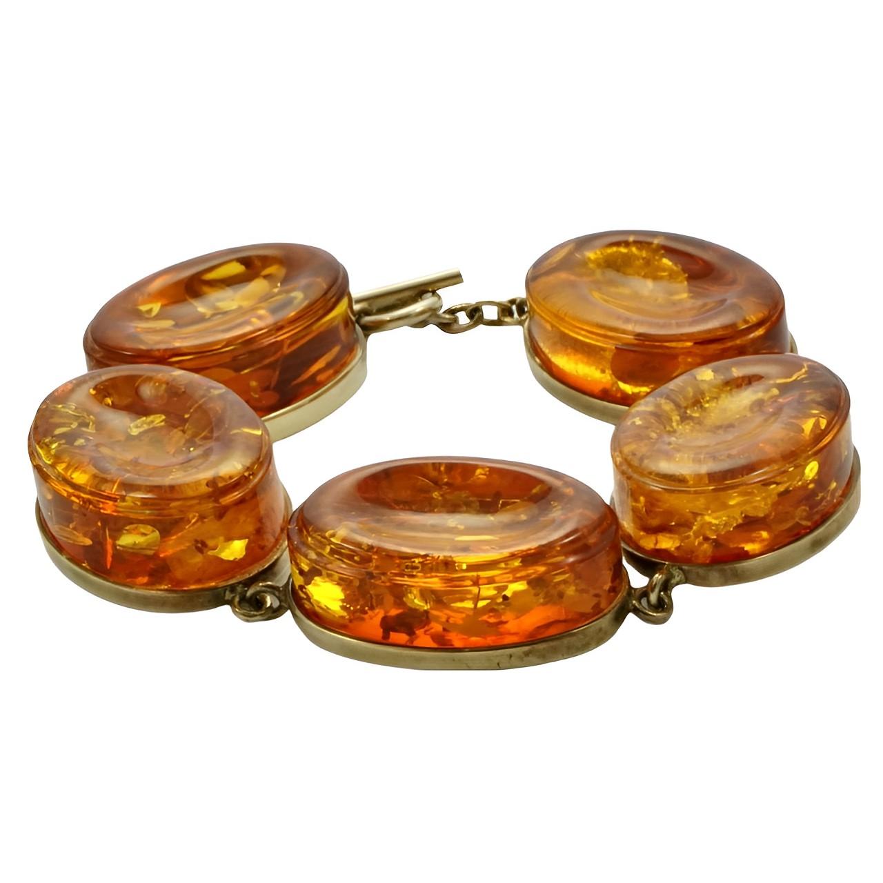 Oval Polished Amber Link Bracelet Set in Gold Vermeil on Sterling Silver Links For Sale 2
