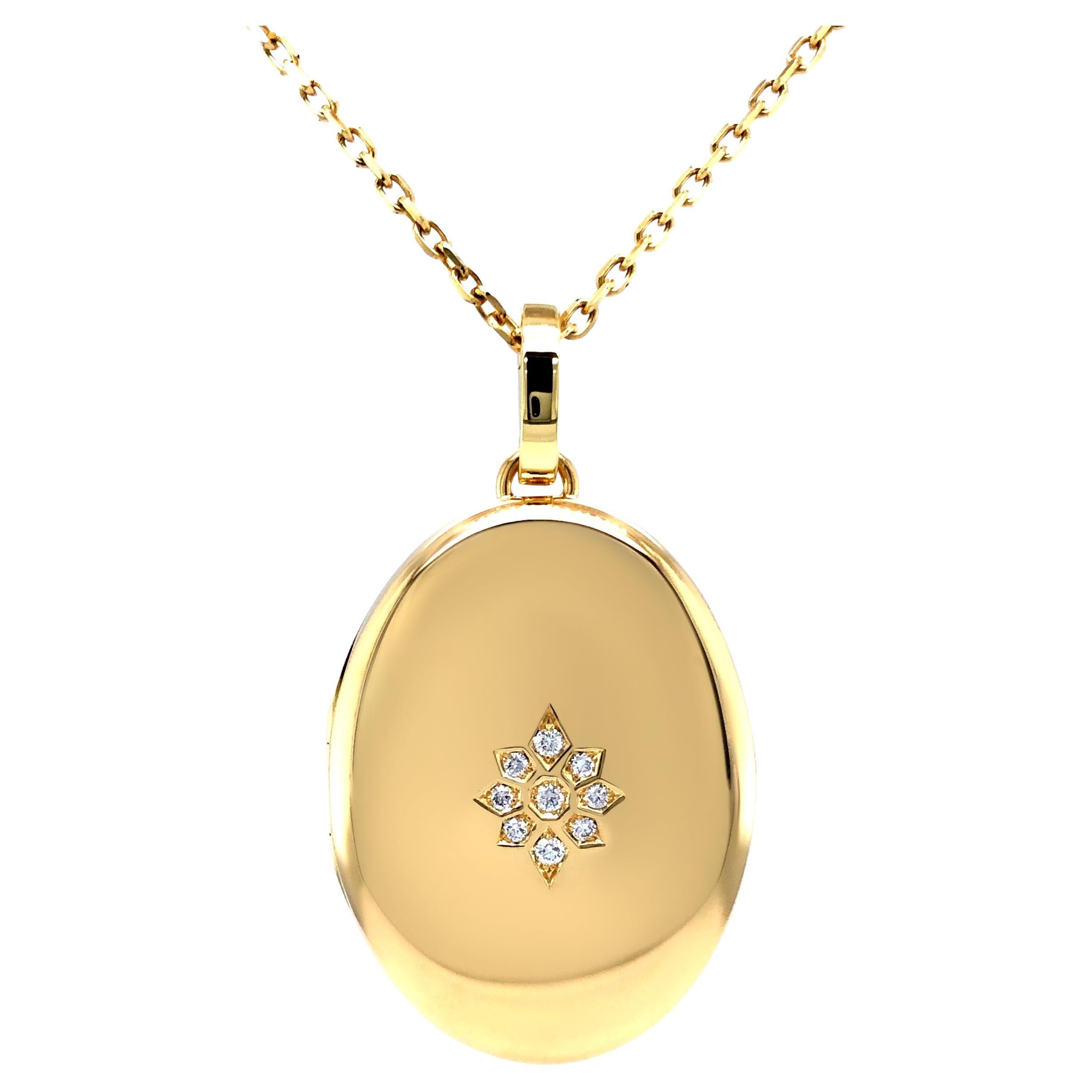 Oval Polished Locket Pendant  - 18k Yellow Gold - 9 Diamonds 0.11ct G VS
