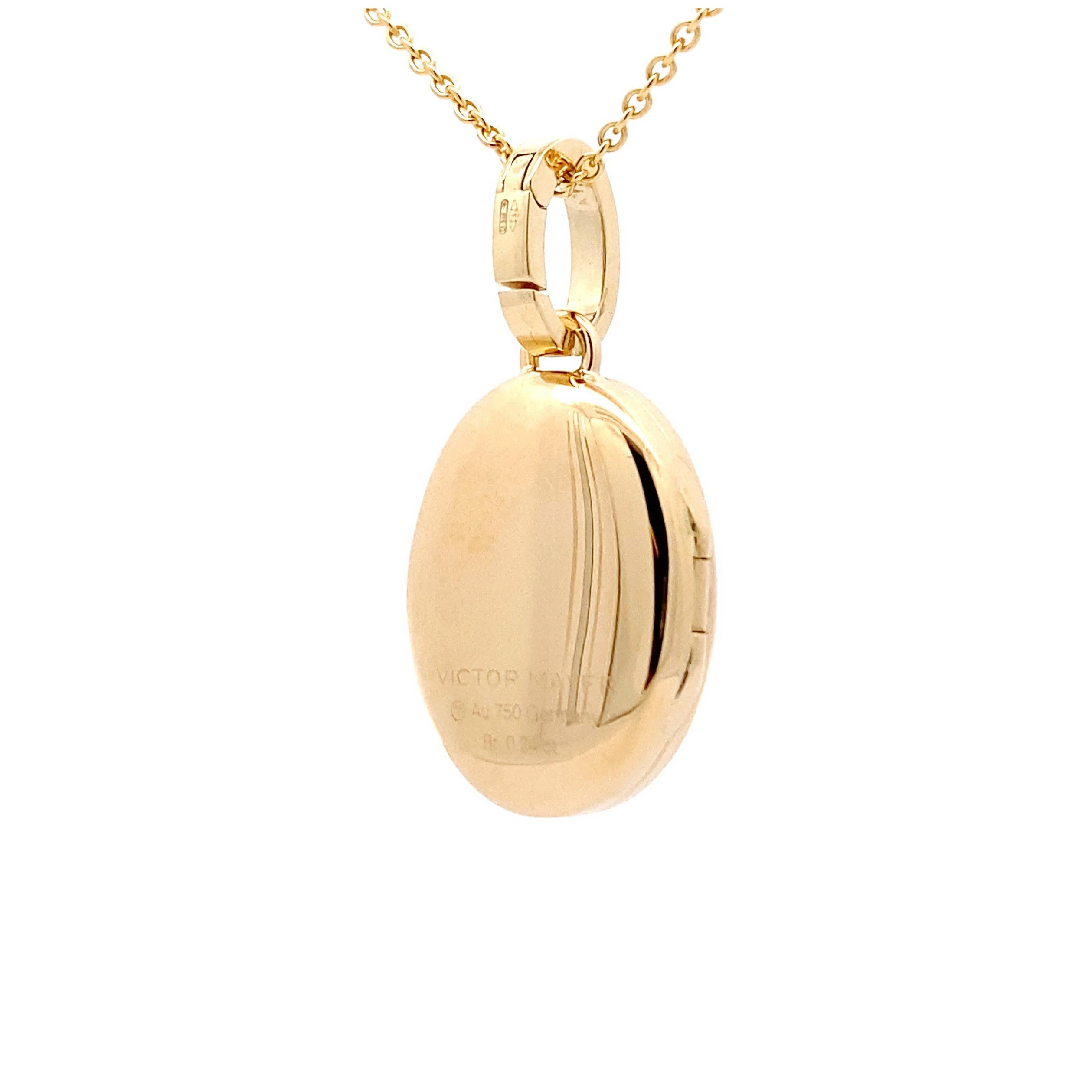 Collier pendentif médaillon ovale poli en or jaune 18 carats - 32 diamants 0,24 carat H VS en vente 1