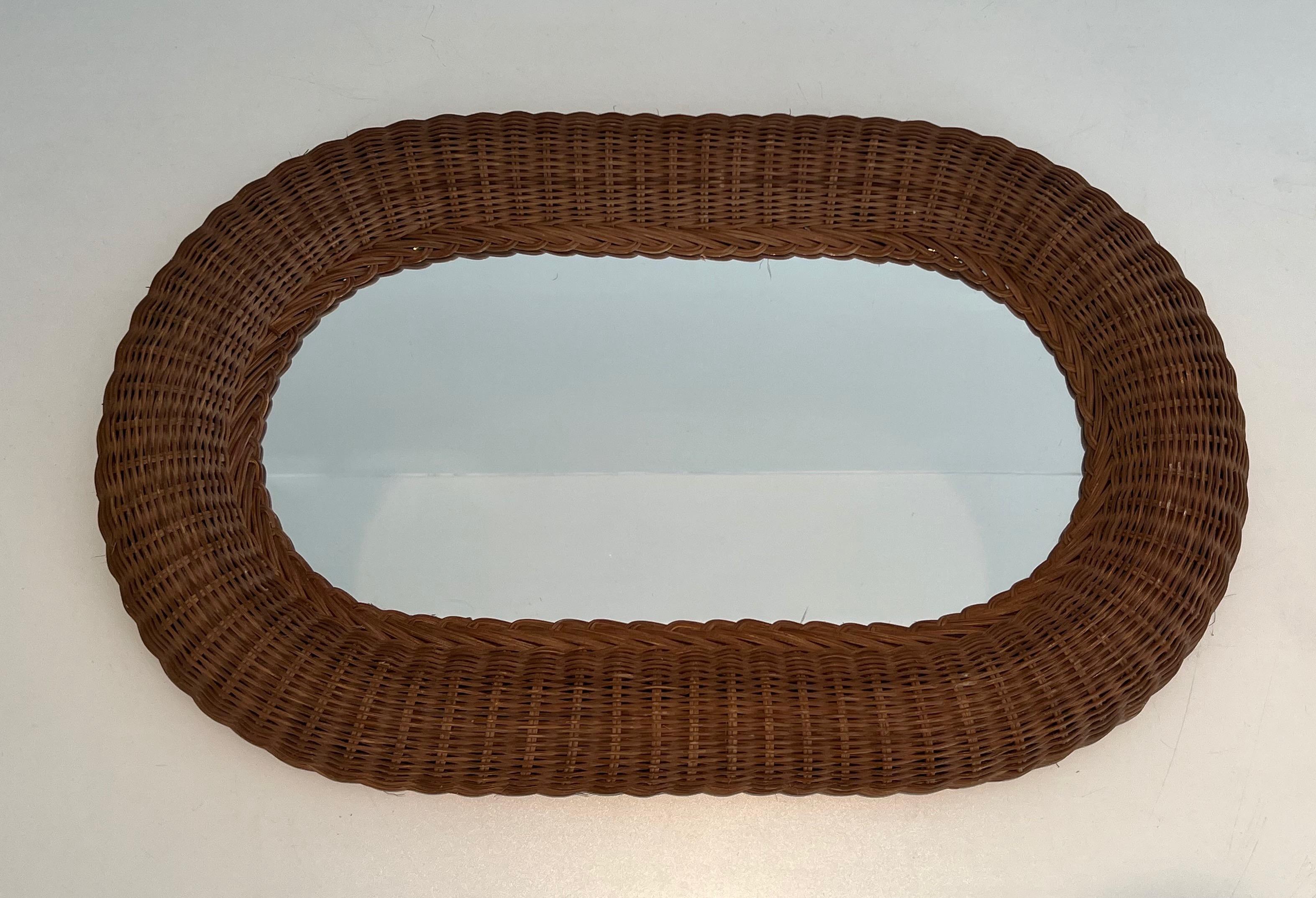 Oval rattan mirror. French work. Circa 1970 For Sale 3