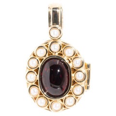 Oval Red Garnet Cabochon and White Pearl 9 Carat Gold Vintage Locket Pendant 