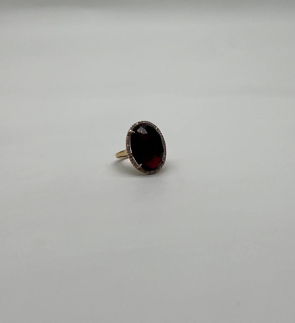Oval Red Garnet Faceted Cabochon White Diamonds Halo 14K Gold Statement Ring For Sale 4