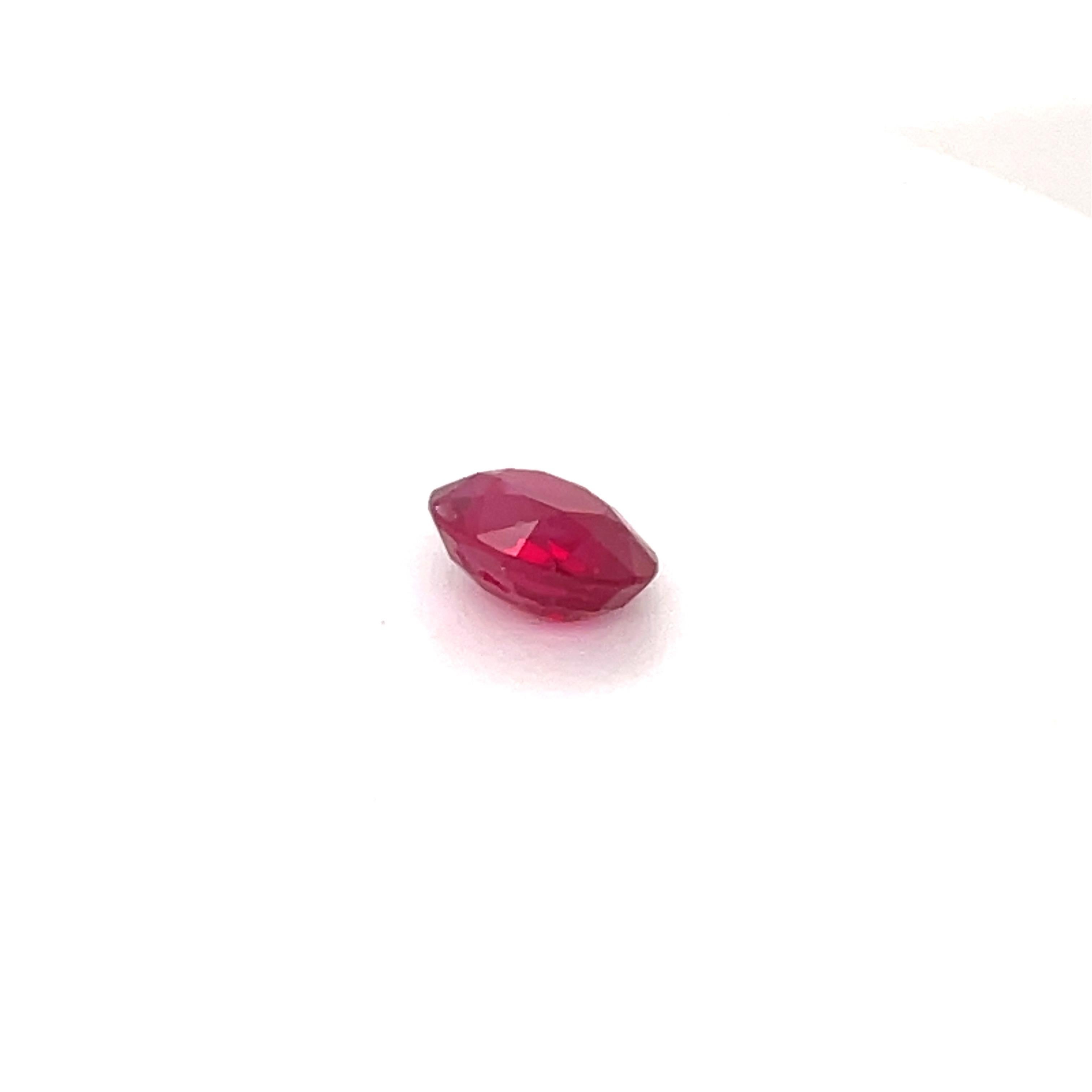 GIA-zertifizierter ovaler roter Rubin 2,17 Karat Burma 8,80 x 6,70 MM für Damen oder Herren